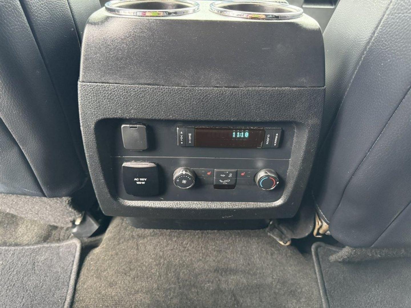 2017 Black /Black Ford Expedition EL (1FMJK1KT1HE) with an 3.5l V6 DI T/C Ecoboost 3 engine, Automatic transmission, located at 745 East Steele Rd., West Columbia, SC, 29170, (803) 755-9148, 33.927212, -81.148483 - Photo#27