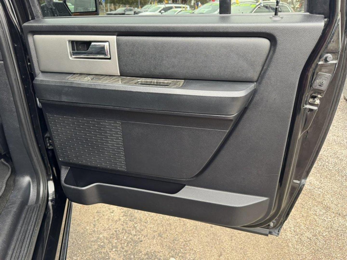 2017 Black /Black Ford Expedition EL (1FMJK1KT1HE) with an 3.5l V6 DI T/C Ecoboost 3 engine, Automatic transmission, located at 745 East Steele Rd., West Columbia, SC, 29170, (803) 755-9148, 33.927212, -81.148483 - Photo#29