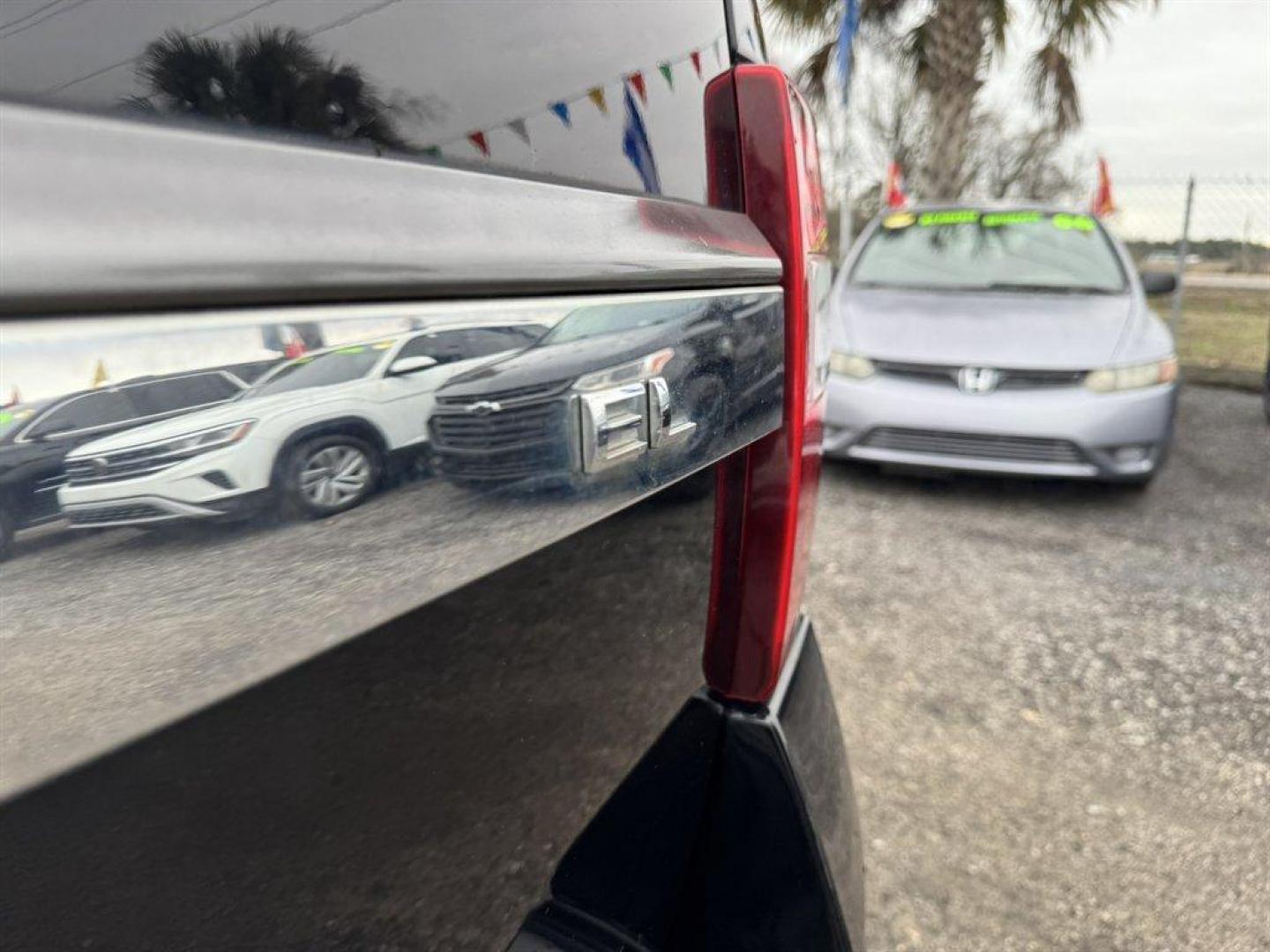 2017 Black /Black Ford Expedition EL (1FMJK1KT1HE) with an 3.5l V6 DI T/C Ecoboost 3 engine, Automatic transmission, located at 745 East Steele Rd., West Columbia, SC, 29170, (803) 755-9148, 33.927212, -81.148483 - Photo#37