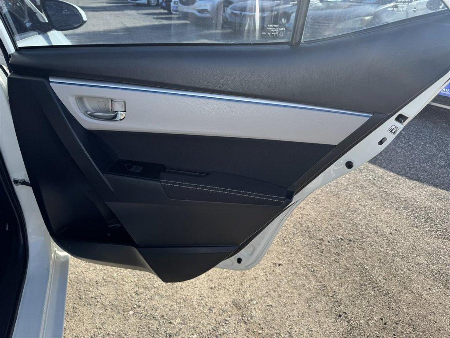 2015 White /Grey Toyota Corolla (2T1BURHE6FC) with an 1.8l I-4 EFI Dohc 1.8l engine, Automatic transmission, located at 745 East Steele Rd., West Columbia, SC, 29170, (803) 755-9148, 33.927212, -81.148483 - Photo#21