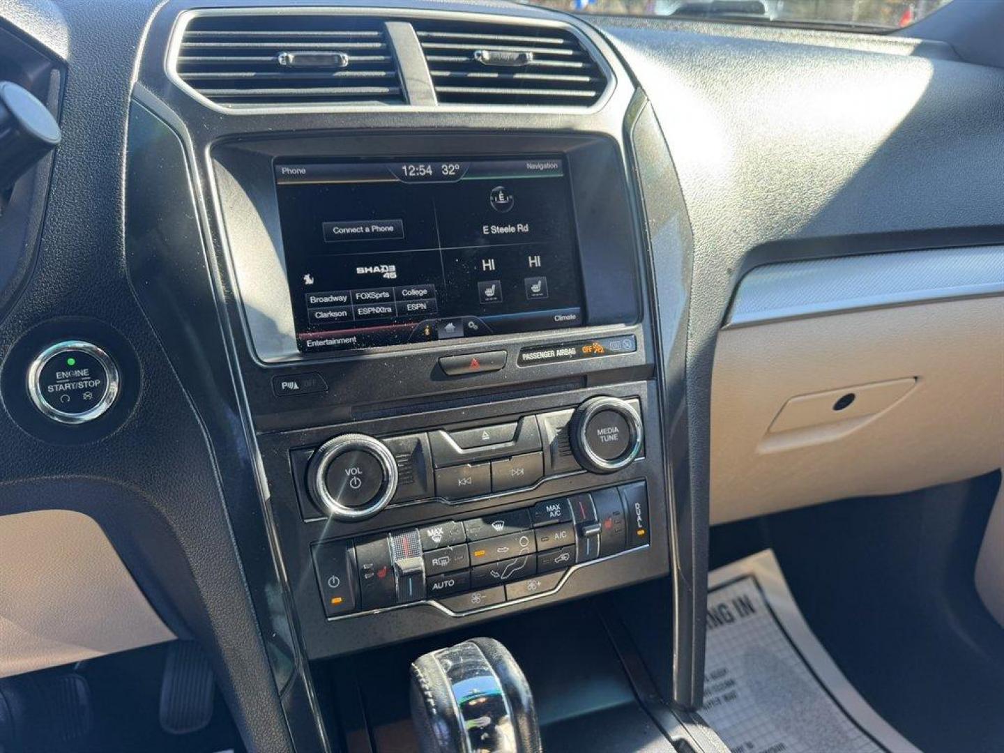 2016 Red /Taupe Ford Explorer (1FM5K7D84GG) with an 3.5l V6 Smpi TI-VCT 3.5l engine, Automatic transmission, located at 745 East Steele Rd., West Columbia, SC, 29170, (803) 755-9148, 33.927212, -81.148483 - Photo#13