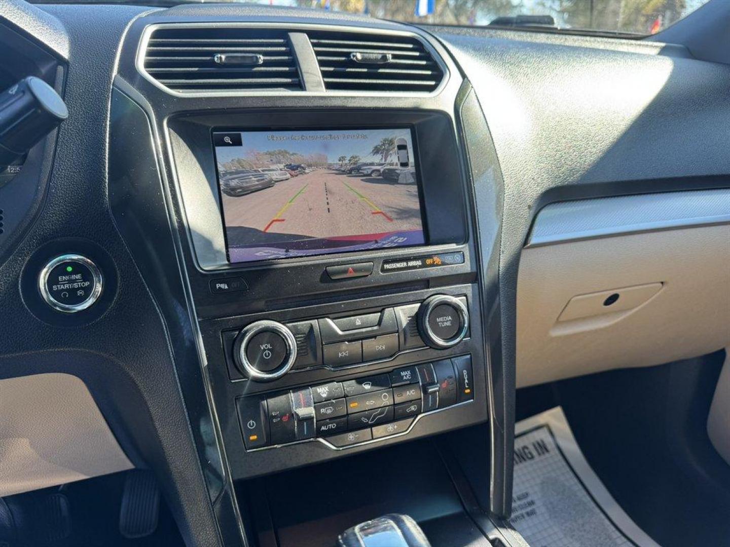 2016 Red /Taupe Ford Explorer (1FM5K7D84GG) with an 3.5l V6 Smpi TI-VCT 3.5l engine, Automatic transmission, located at 745 East Steele Rd., West Columbia, SC, 29170, (803) 755-9148, 33.927212, -81.148483 - Photo#14