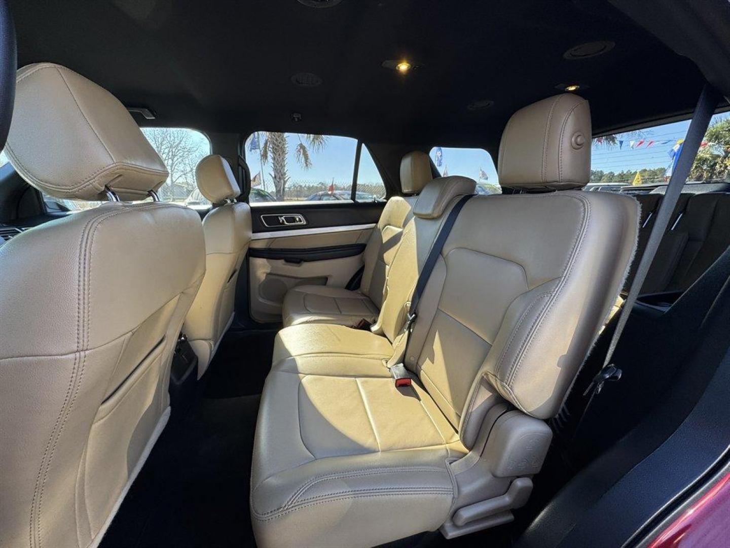 2016 Red /Taupe Ford Explorer (1FM5K7D84GG) with an 3.5l V6 Smpi TI-VCT 3.5l engine, Automatic transmission, located at 745 East Steele Rd., West Columbia, SC, 29170, (803) 755-9148, 33.927212, -81.148483 - Photo#23