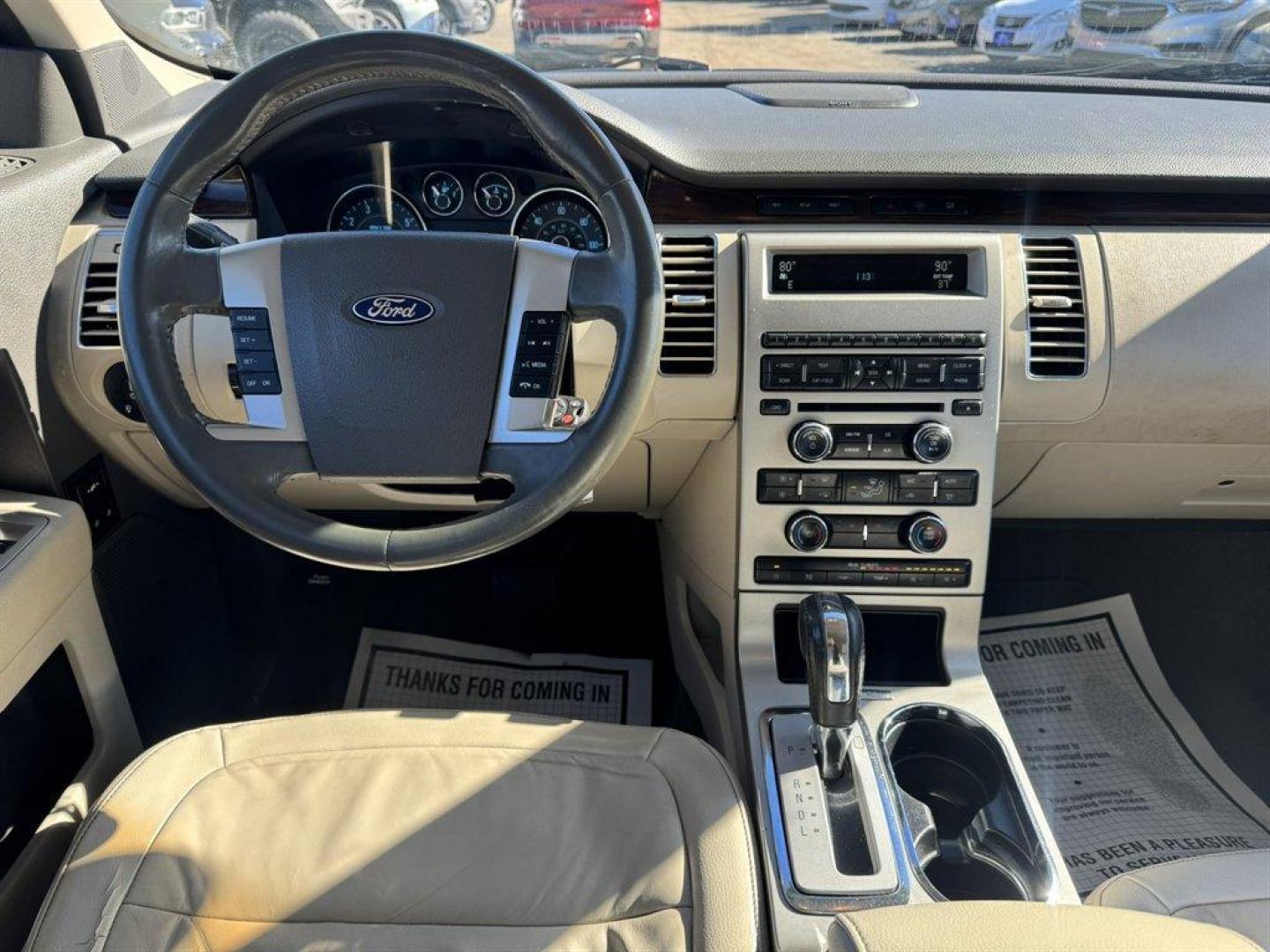 2011 Silver /Grey Ford Flex (2FMGK5CC3BB) with an 3.5l V6 SFI Dohc 24v 3.5l engine, Automatic transmission, located at 745 East Steele Rd., West Columbia, SC, 29170, (803) 755-9148, 33.927212, -81.148483 - Photo#6