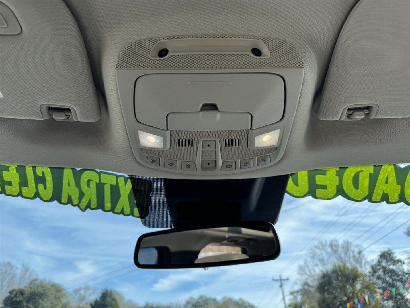 2019 Black /Grey Ford Expedition (1FMJU1KT2KE) with an 3.5l V6 DI T/C Ecoboost 3 engine, Automatic transmission, located at 745 East Steele Rd., West Columbia, SC, 29170, (803) 755-9148, 33.927212, -81.148483 - Photo#18