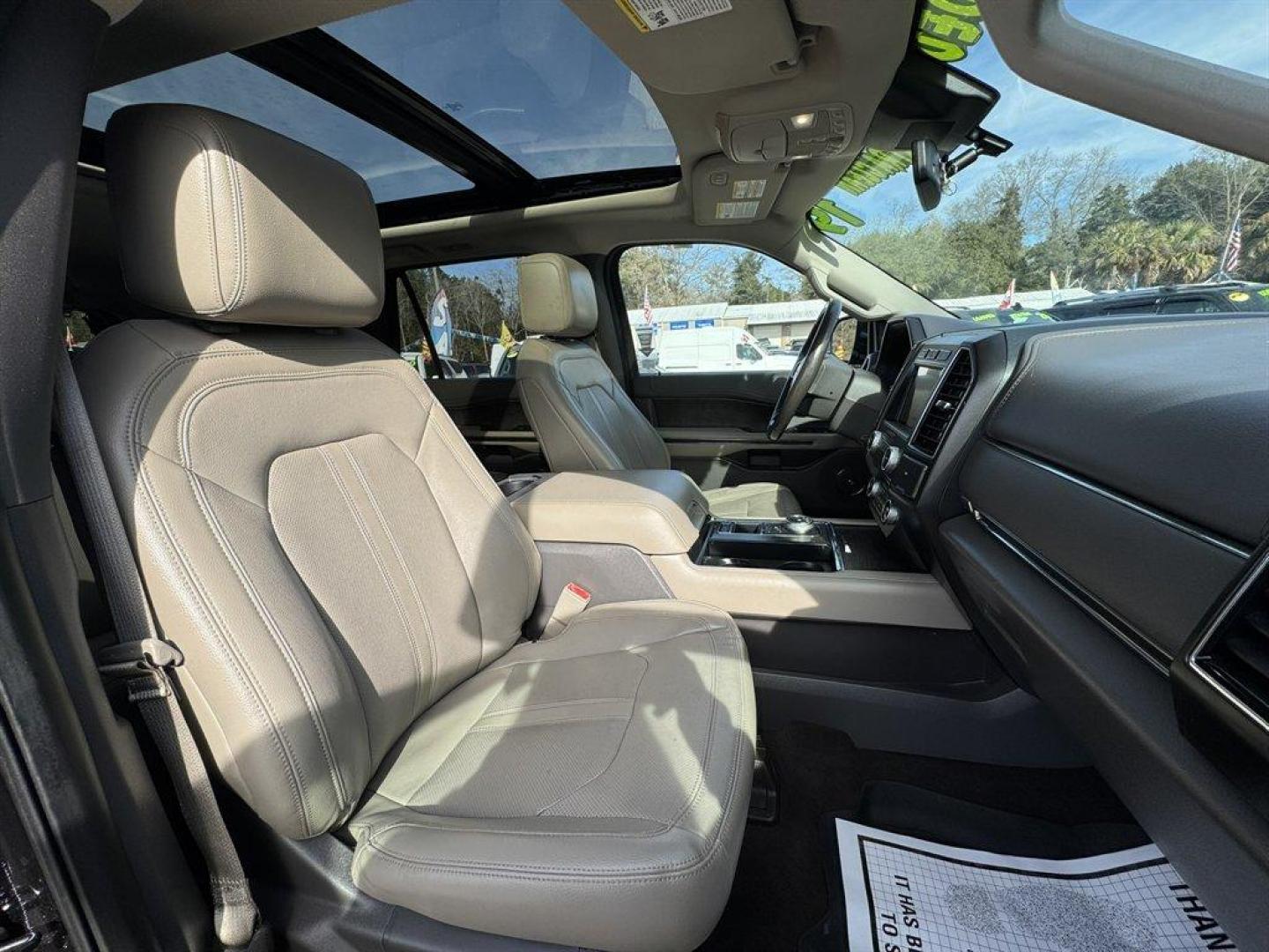 2019 Black /Grey Ford Expedition (1FMJU1KT2KE) with an 3.5l V6 DI T/C Ecoboost 3 engine, Automatic transmission, located at 745 East Steele Rd., West Columbia, SC, 29170, (803) 755-9148, 33.927212, -81.148483 - Photo#34