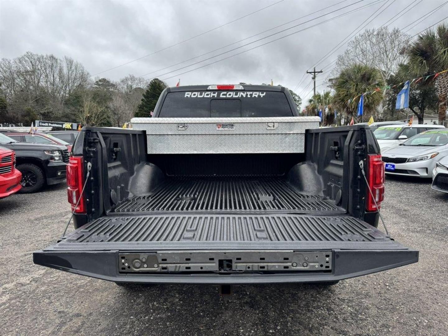 2015 Black /Brown Ford F150 (1FTEW1EG5FF) with an 3.5l V6 DI T/C Ecoboost 3 engine, Automatic transmission, located at 745 East Steele Rd., West Columbia, SC, 29170, (803) 755-9148, 33.927212, -81.148483 - Photo#28