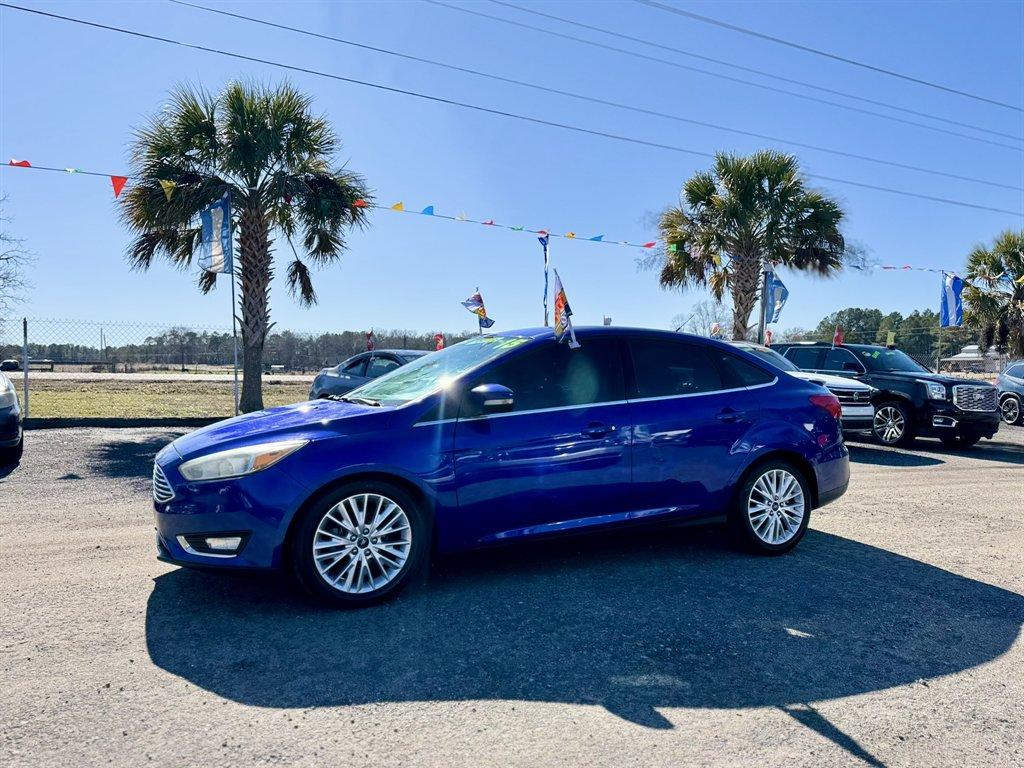 photo of 2015 Ford Focus 