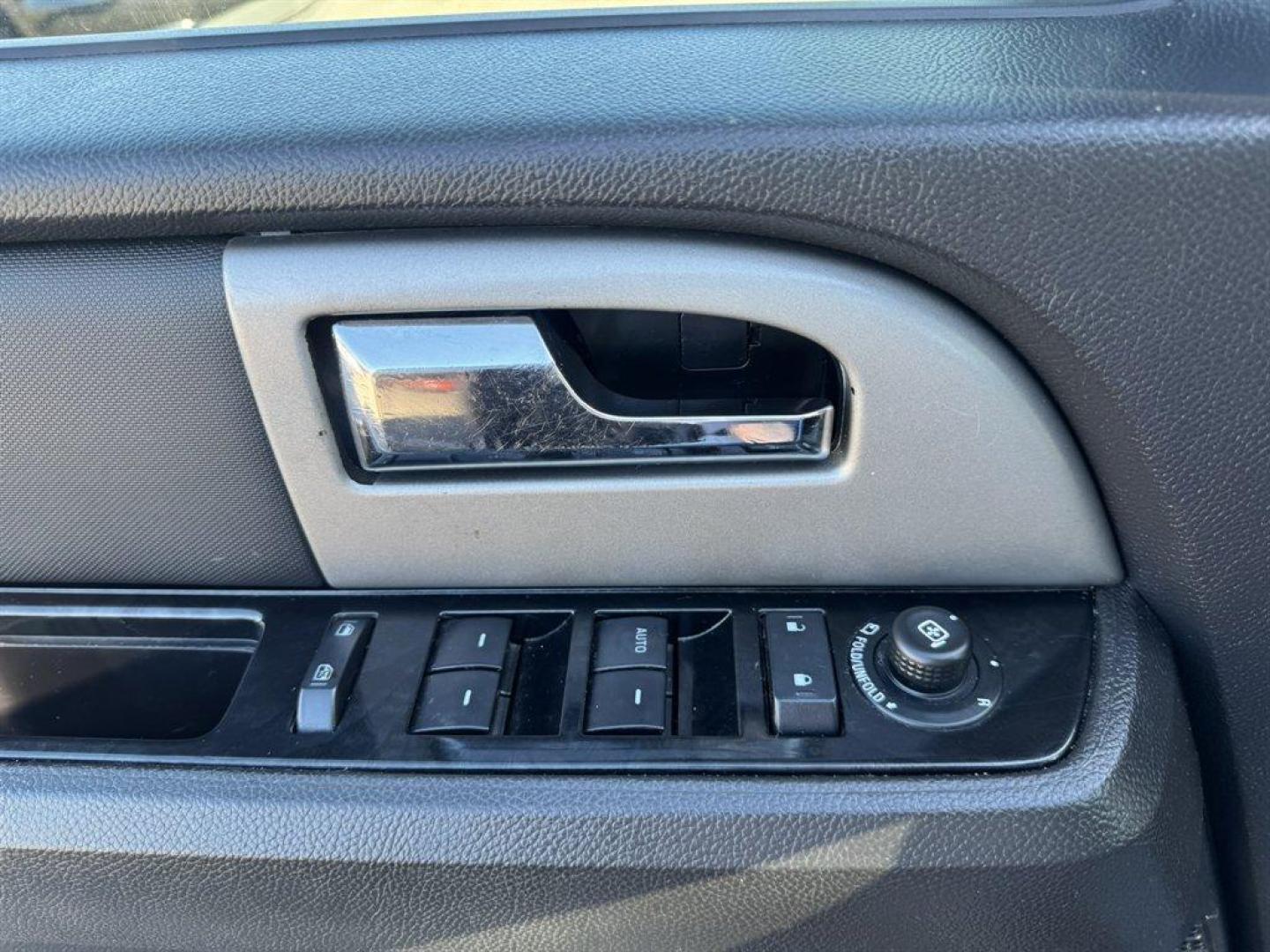 2011 Black /Black Ford Expedition (1FMJU1K56BE) with an 5.4l V8 Sohc Flex 5.4l engine, Automatic transmission, located at 745 East Steele Rd., West Columbia, SC, 29170, (803) 755-9148, 33.927212, -81.148483 - Photo#20