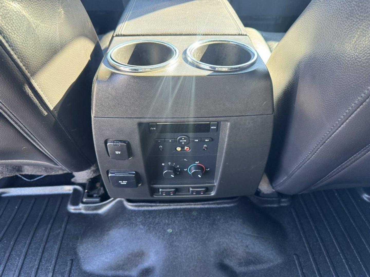 2011 Black /Black Ford Expedition (1FMJU1K56BE) with an 5.4l V8 Sohc Flex 5.4l engine, Automatic transmission, located at 745 East Steele Rd., West Columbia, SC, 29170, (803) 755-9148, 33.927212, -81.148483 - Photo#26