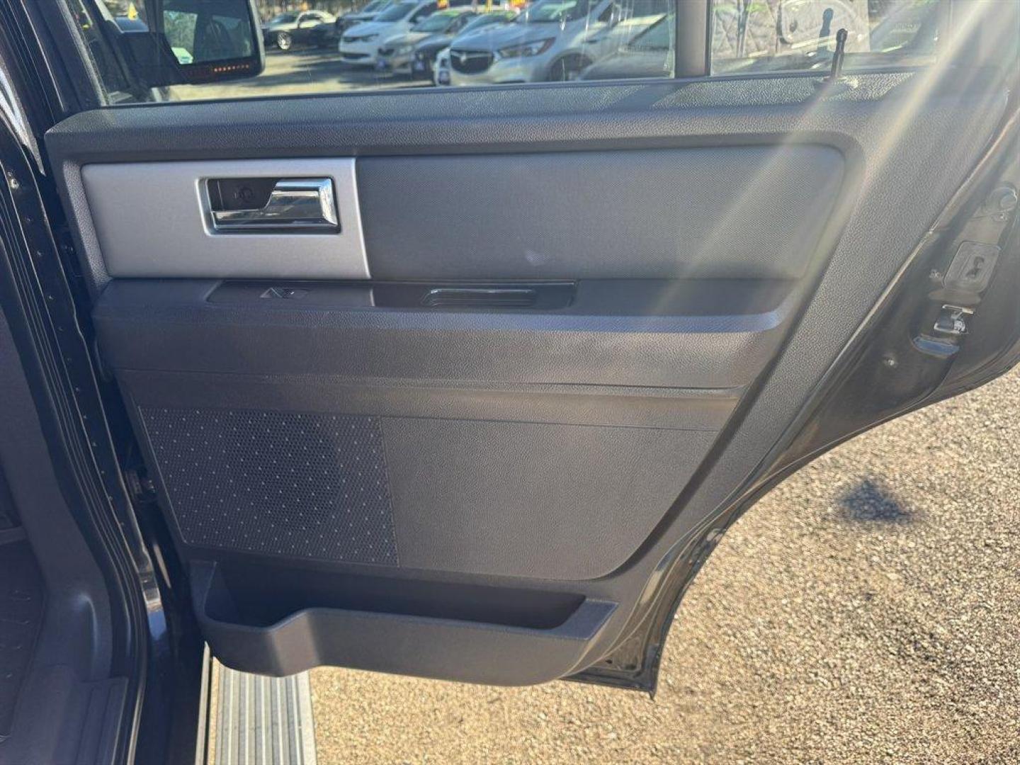 2011 Black /Black Ford Expedition (1FMJU1K56BE) with an 5.4l V8 Sohc Flex 5.4l engine, Automatic transmission, located at 745 East Steele Rd., West Columbia, SC, 29170, (803) 755-9148, 33.927212, -81.148483 - Photo#28