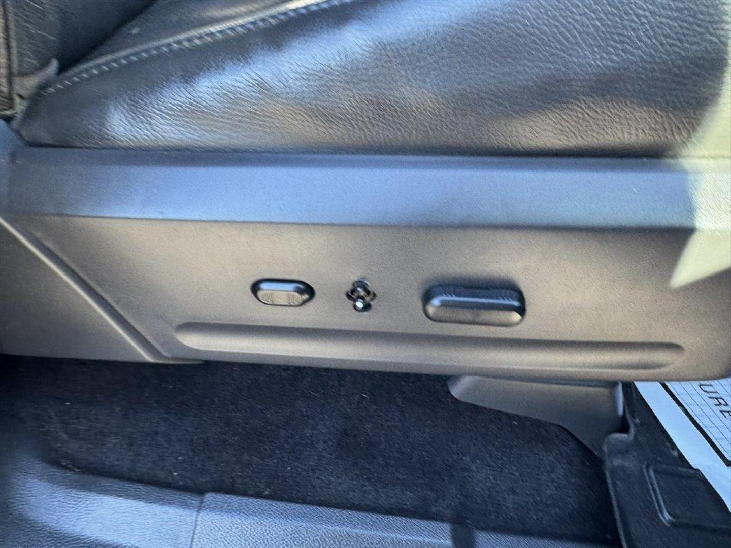 2011 Black /Black Ford Expedition (1FMJU1K56BE) with an 5.4l V8 Sohc Flex 5.4l engine, Automatic transmission, located at 745 East Steele Rd., West Columbia, SC, 29170, (803) 755-9148, 33.927212, -81.148483 - Photo#32