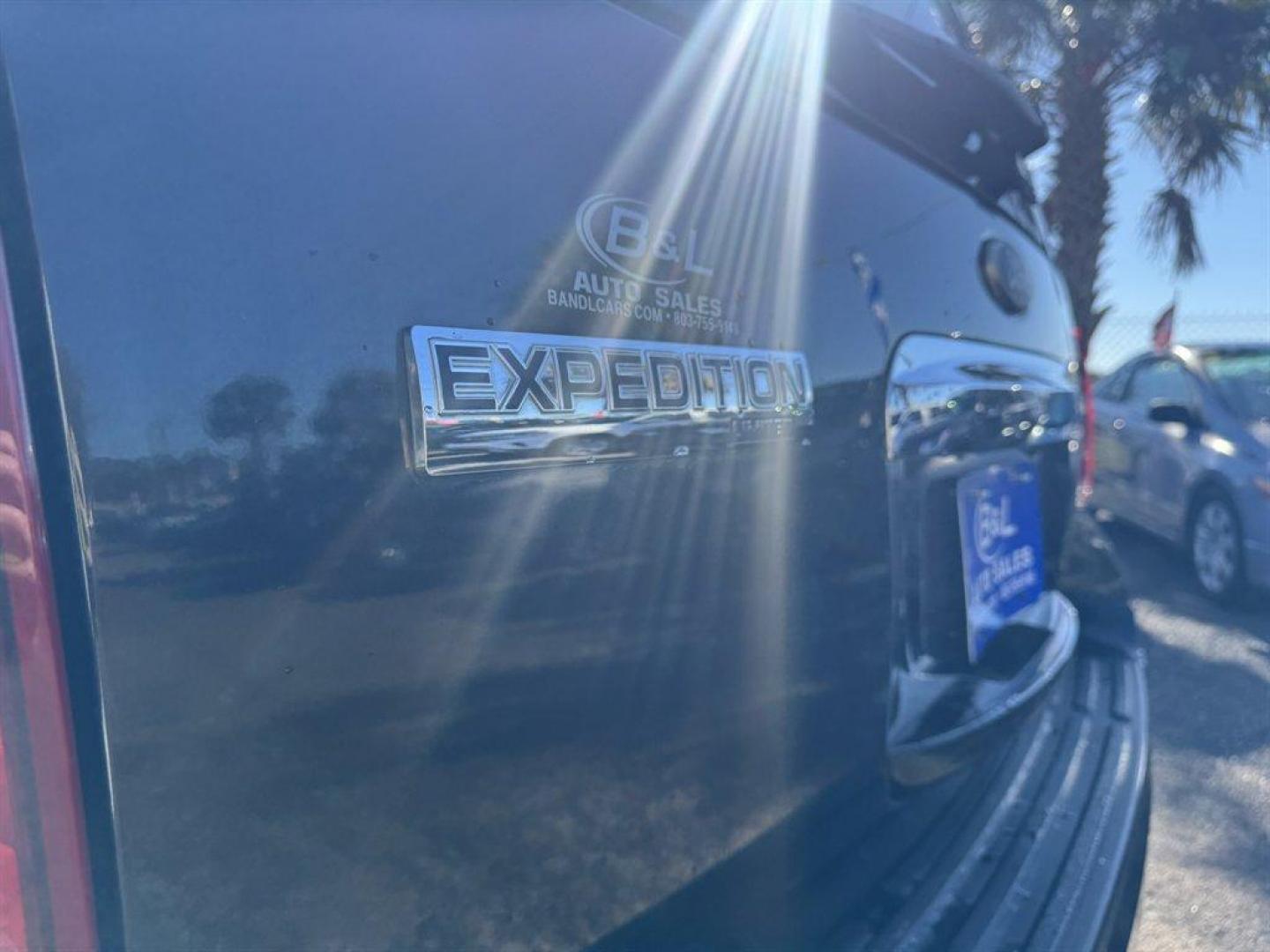 2011 Black /Black Ford Expedition (1FMJU1K56BE) with an 5.4l V8 Sohc Flex 5.4l engine, Automatic transmission, located at 745 East Steele Rd., West Columbia, SC, 29170, (803) 755-9148, 33.927212, -81.148483 - Photo#36