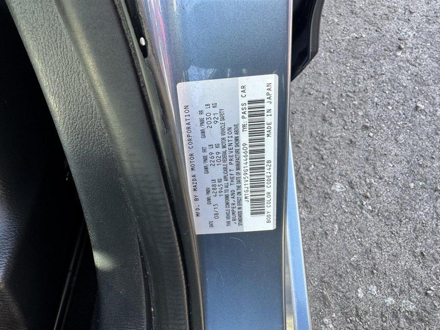 2016 Blue /Grey Mazda Mazda6 (JM1GJ1V59G1) with an 2.5l I-4 DI Dohc 2.5l engine, Automatic transmission, located at 745 East Steele Rd., West Columbia, SC, 29170, (803) 755-9148, 33.927212, -81.148483 - Photo#34