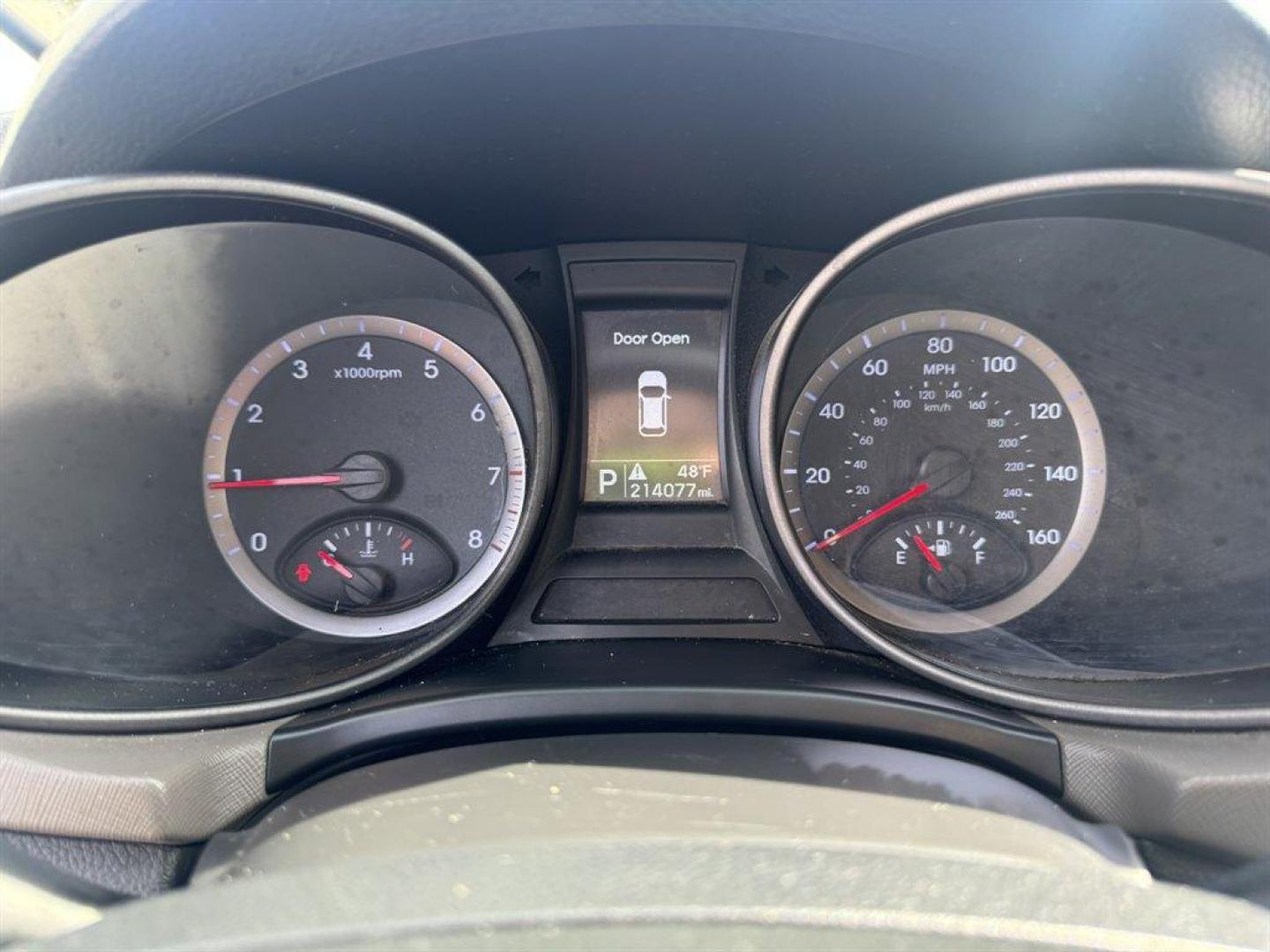 2014 Bronze /Grey Hyundai Santa FE Sport (5XYZU3LB6EG) with an 2.4l I-4 DI Dohc 2.4l engine, Automatic transmission, located at 745 East Steele Rd., West Columbia, SC, 29170, (803) 755-9148, 33.927212, -81.148483 - Photo#9