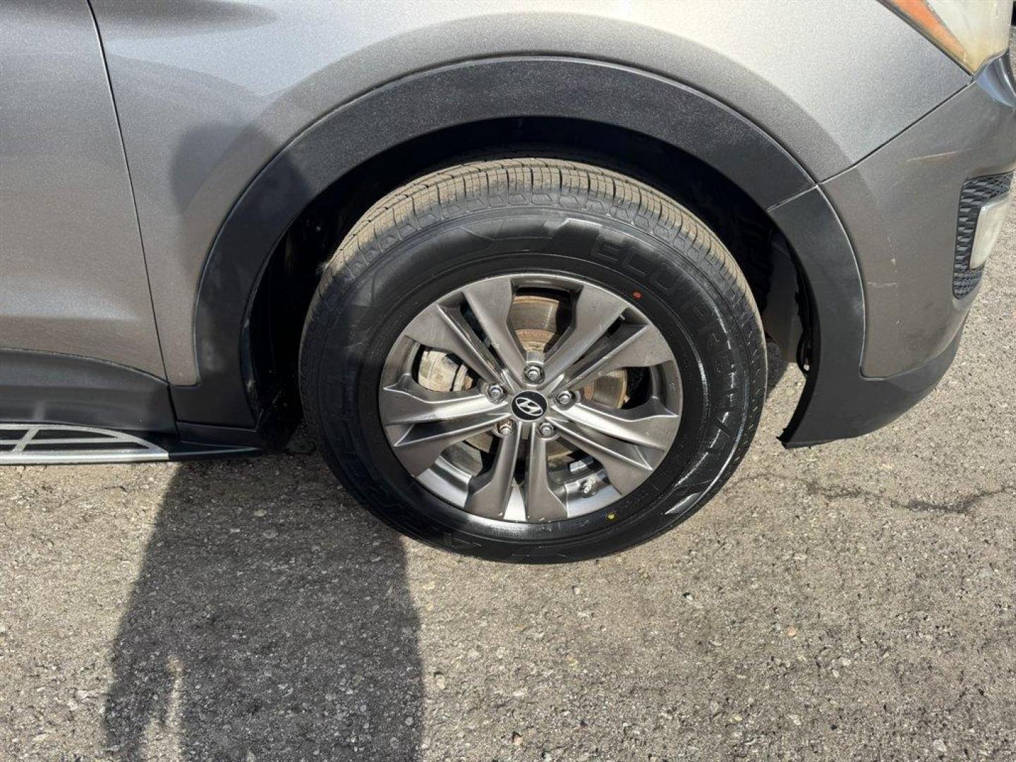 2014 Bronze /Grey Hyundai Santa FE Sport (5XYZU3LB6EG) with an 2.4l I-4 DI Dohc 2.4l engine, Automatic transmission, located at 745 East Steele Rd., West Columbia, SC, 29170, (803) 755-9148, 33.927212, -81.148483 - Photo#27