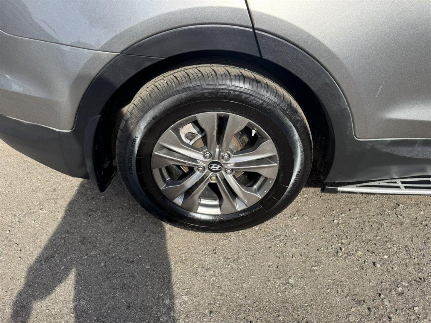 2014 Bronze /Grey Hyundai Santa FE Sport (5XYZU3LB6EG) with an 2.4l I-4 DI Dohc 2.4l engine, Automatic transmission, located at 745 East Steele Rd., West Columbia, SC, 29170, (803) 755-9148, 33.927212, -81.148483 - Photo#28