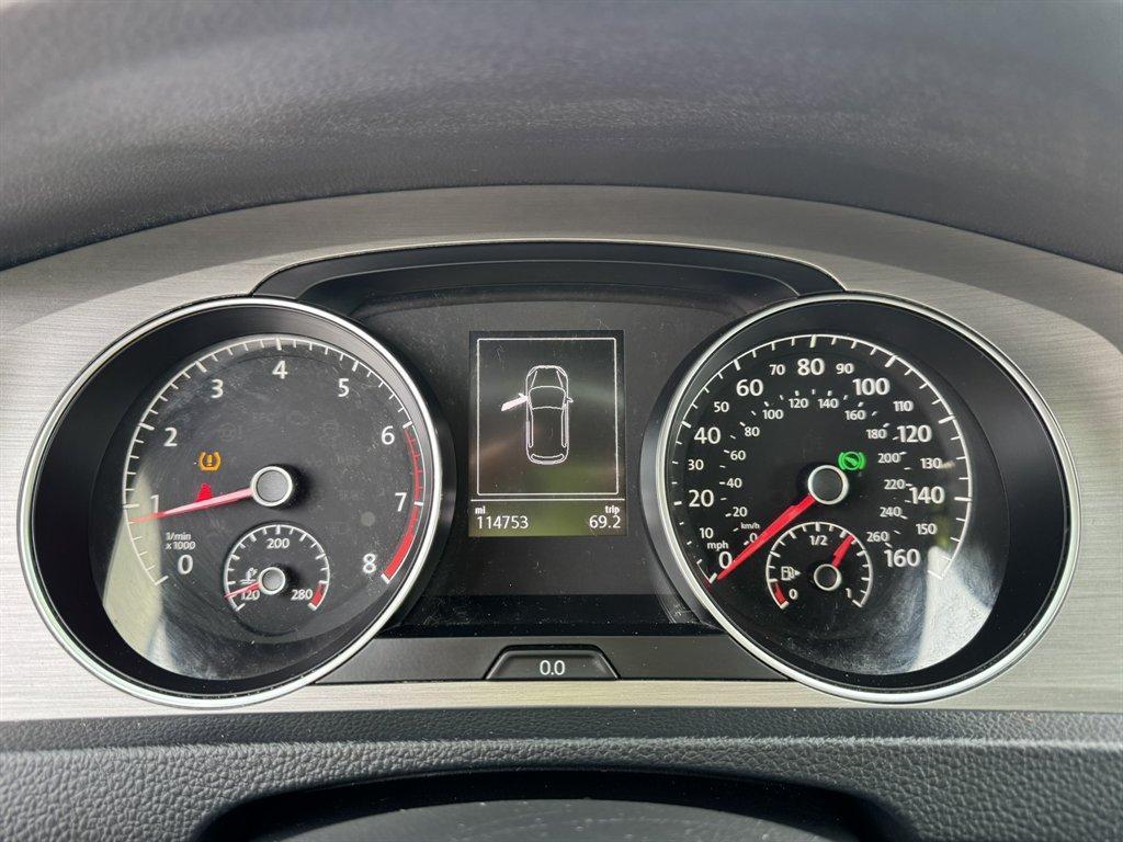 2015 Grey /Black Volkswagen Golf (3VW217AU4FM) with an 1.8l I-4 DI Dohc T/C 1.8l engine, Automatic transmission, located at 745 East Steele Rd., West Columbia, SC, 29170, (803) 755-9148, 33.927212, -81.148483 - Photo#9