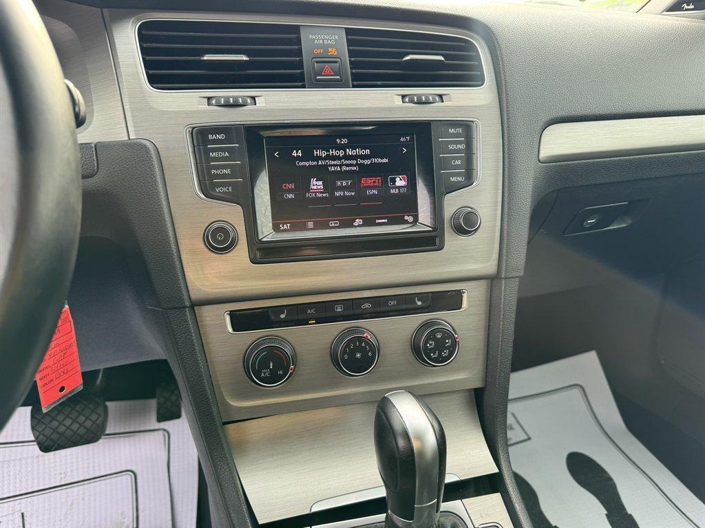 2015 Grey /Black Volkswagen Golf (3VW217AU4FM) with an 1.8l I-4 DI Dohc T/C 1.8l engine, Automatic transmission, located at 745 East Steele Rd., West Columbia, SC, 29170, (803) 755-9148, 33.927212, -81.148483 - Photo#11