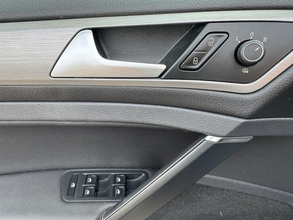 2015 Grey /Black Volkswagen Golf (3VW217AU4FM) with an 1.8l I-4 DI Dohc T/C 1.8l engine, Automatic transmission, located at 745 East Steele Rd., West Columbia, SC, 29170, (803) 755-9148, 33.927212, -81.148483 - Photo#15