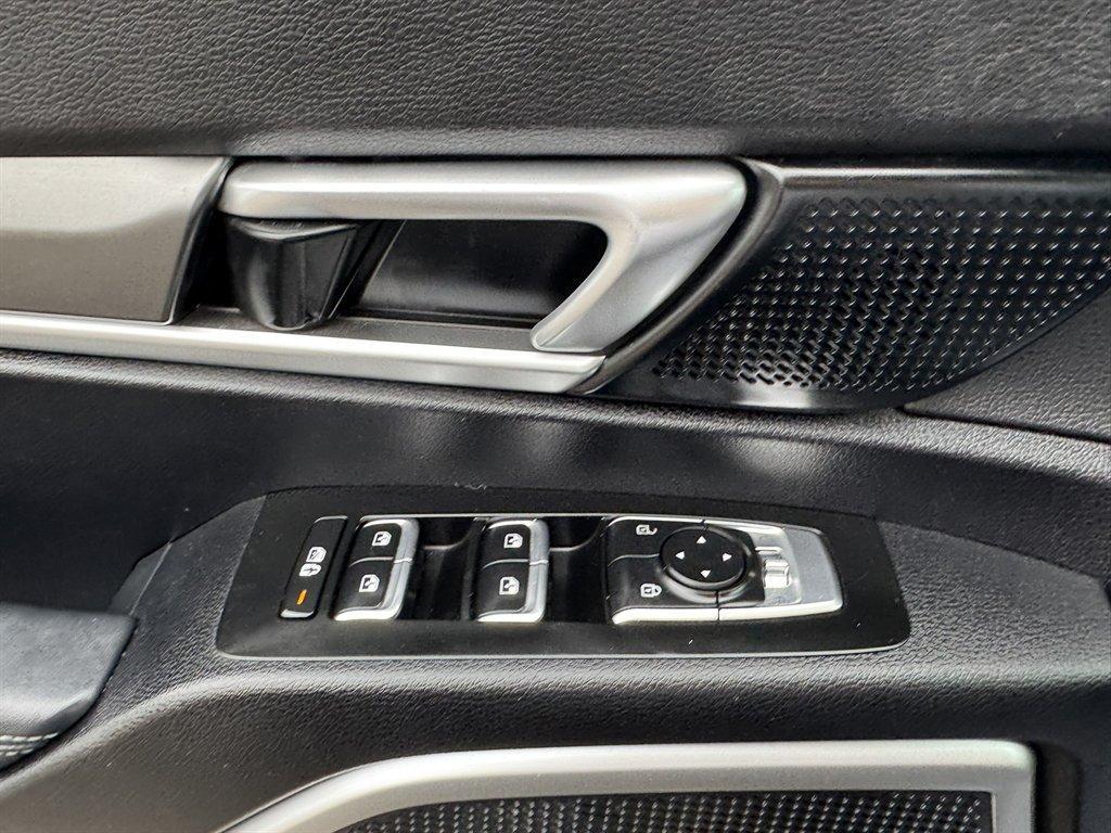 2020 Grey /Black Kia Telluride (5XYP24HC8LG) with an 3.8l V6 DI Dohc 3.8l engine, Automatic transmission, located at 745 East Steele Rd., West Columbia, SC, 29170, (803) 755-9148, 33.927212, -81.148483 - Photo#18