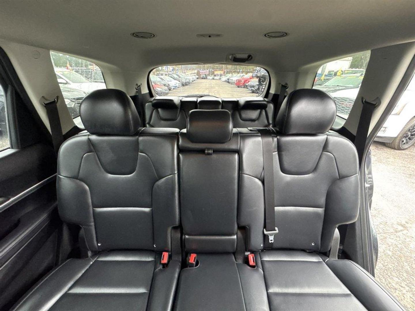 2020 Grey /Black Kia Telluride (5XYP24HC8LG) with an 3.8l V6 DI Dohc 3.8l engine, Automatic transmission, located at 745 East Steele Rd., West Columbia, SC, 29170, (803) 755-9148, 33.927212, -81.148483 - Photo#22