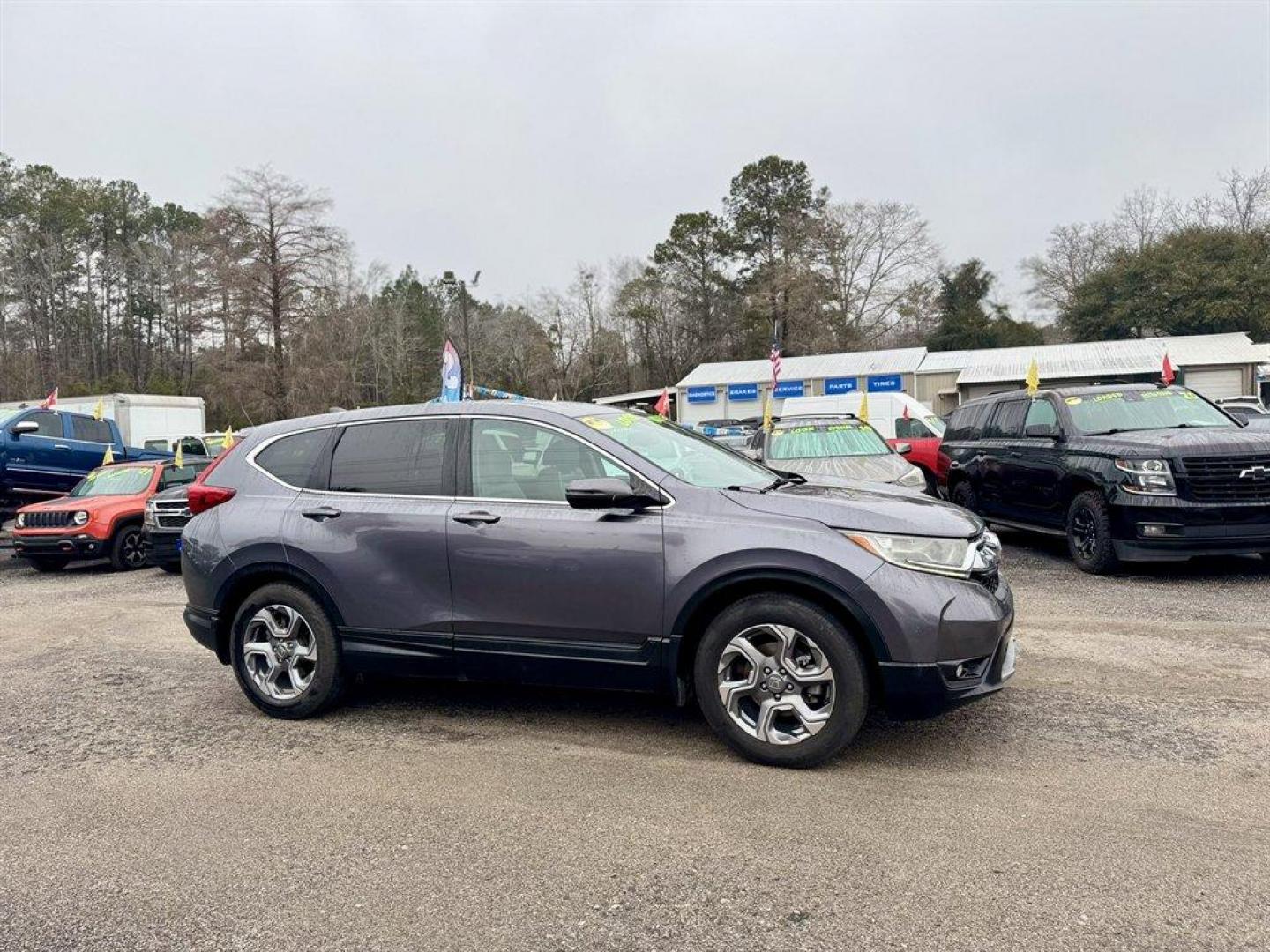 2018 Grey /Grey Honda CR-V (7FARW1H81JE) with an 1.5l I-4 DI Dohc T/C 1.5l engine, Automatic transmission, located at 745 East Steele Rd., West Columbia, SC, 29170, (803) 755-9148, 33.927212, -81.148483 - Photo#2