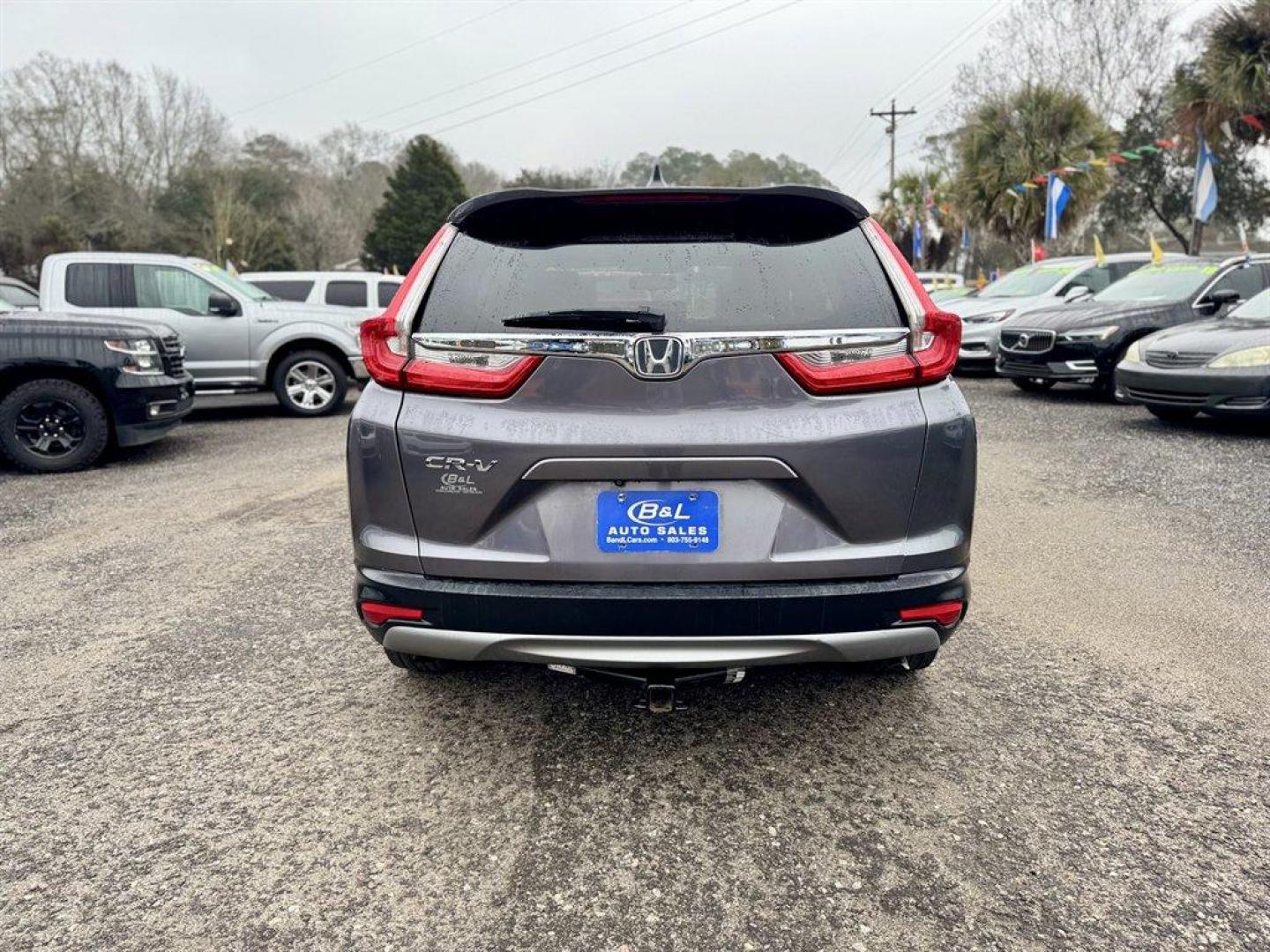 2018 Grey /Grey Honda CR-V (7FARW1H81JE) with an 1.5l I-4 DI Dohc T/C 1.5l engine, Automatic transmission, located at 745 East Steele Rd., West Columbia, SC, 29170, (803) 755-9148, 33.927212, -81.148483 - Photo#4