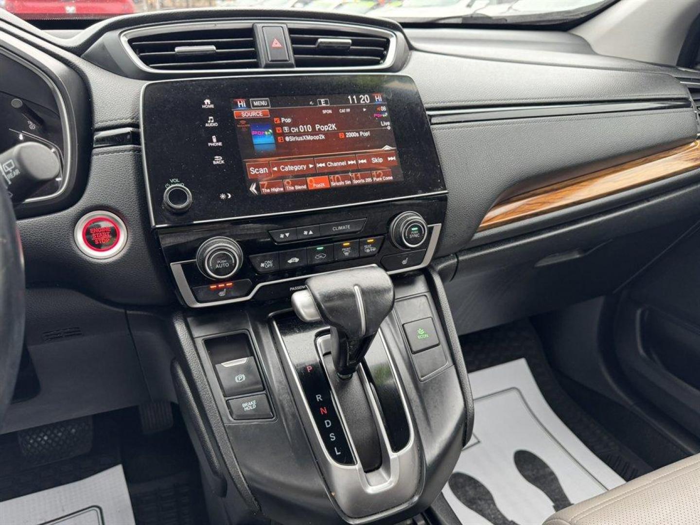 2018 Grey /Grey Honda CR-V (7FARW1H81JE) with an 1.5l I-4 DI Dohc T/C 1.5l engine, Automatic transmission, located at 745 East Steele Rd., West Columbia, SC, 29170, (803) 755-9148, 33.927212, -81.148483 - Photo#12