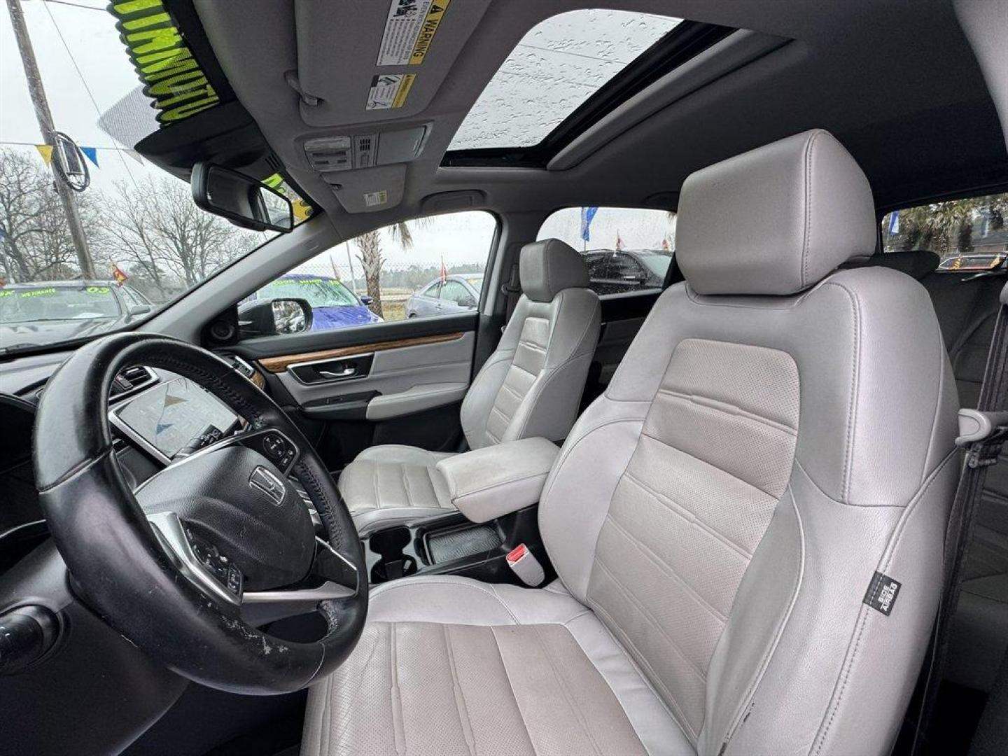 2018 Grey /Grey Honda CR-V (7FARW1H81JE) with an 1.5l I-4 DI Dohc T/C 1.5l engine, Automatic transmission, located at 745 East Steele Rd., West Columbia, SC, 29170, (803) 755-9148, 33.927212, -81.148483 - Photo#21