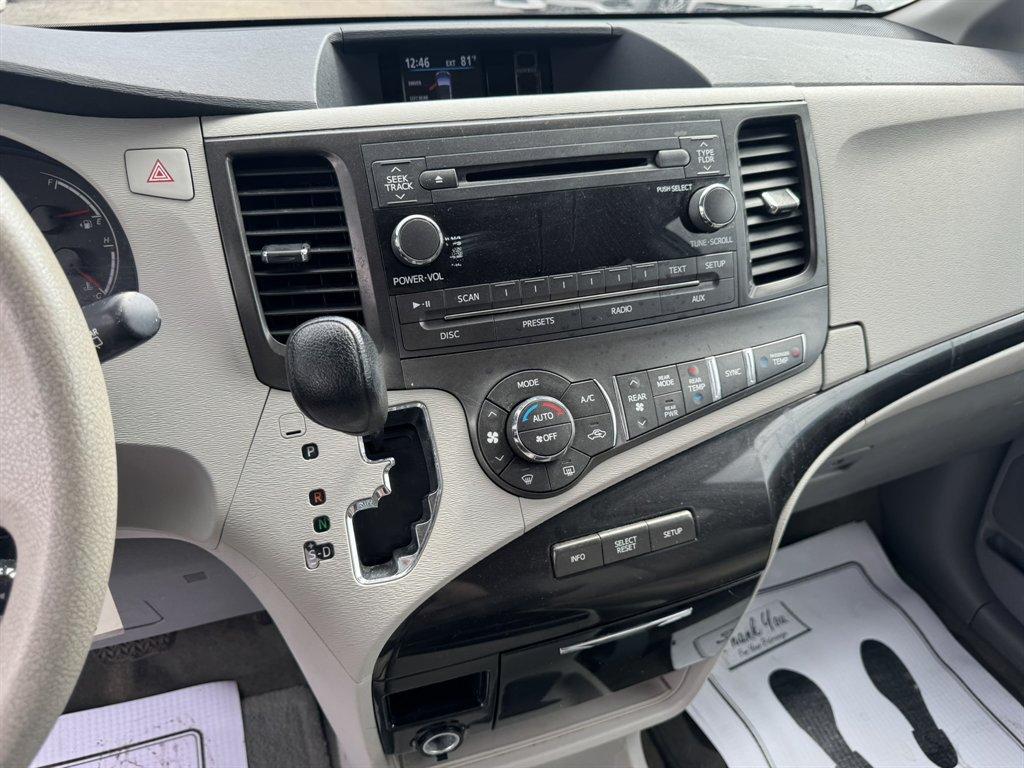2013 Green /Grey Toyota Sienna (5TDKK3DC6DS) with an 3.5l V6 EFI Dohc 3.5l engine, Automatic transmission, located at 745 East Steele Rd., West Columbia, SC, 29170, (803) 755-9148, 33.927212, -81.148483 - Photo#12