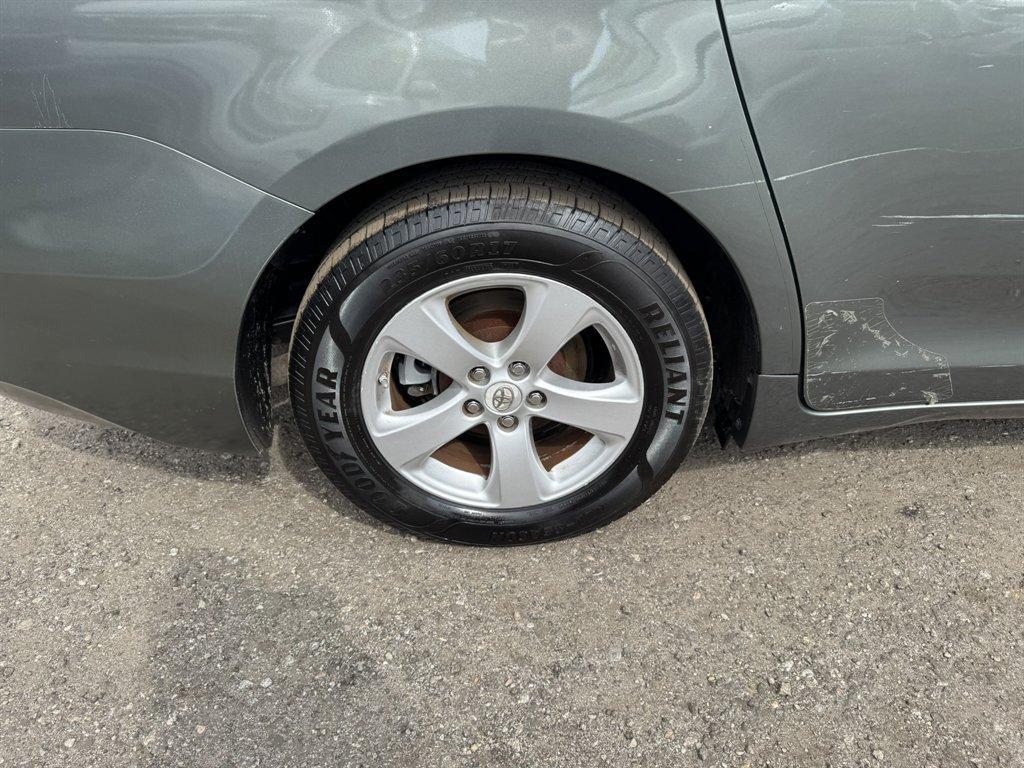 2013 Green /Grey Toyota Sienna (5TDKK3DC6DS) with an 3.5l V6 EFI Dohc 3.5l engine, Automatic transmission, located at 745 East Steele Rd., West Columbia, SC, 29170, (803) 755-9148, 33.927212, -81.148483 - Photo#26