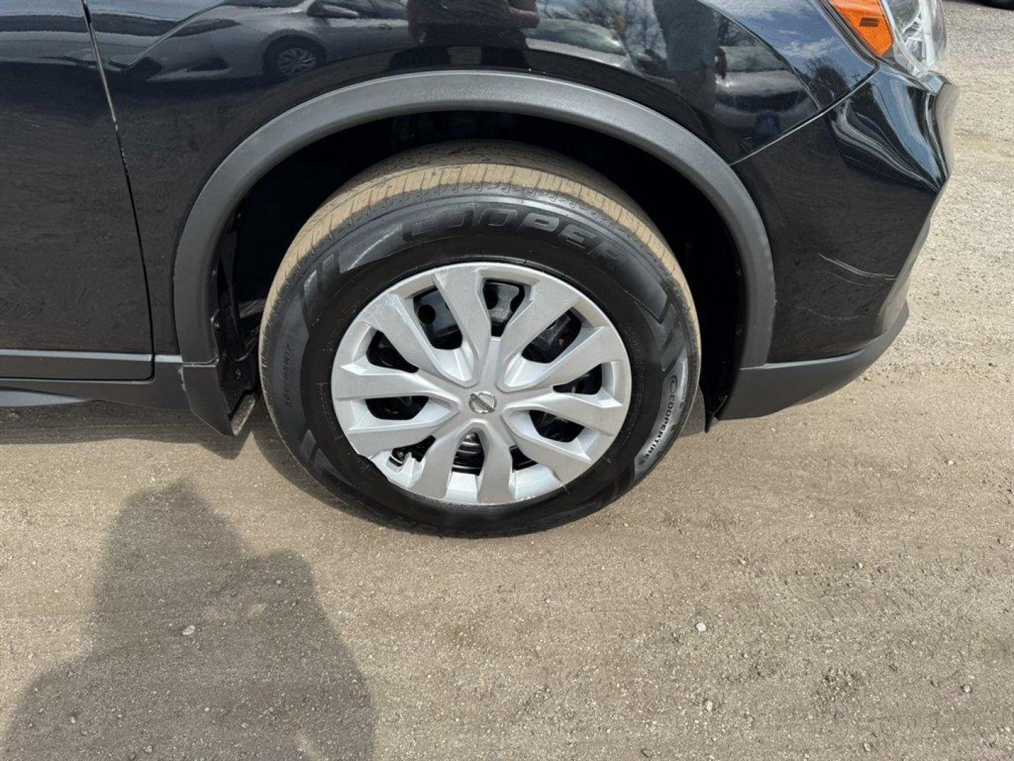 2018 Black /Black Nissan Rogue (JN8AT2MV6JW) with an 2.5l I-4 MPI Dohc 2.5l engine, Automatic transmission, located at 745 East Steele Rd., West Columbia, SC, 29170, (803) 755-9148, 33.927212, -81.148483 - Photo#27