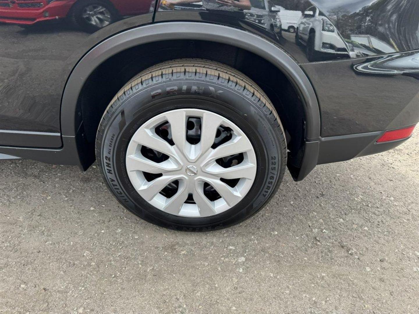 2018 Black /Black Nissan Rogue (JN8AT2MV6JW) with an 2.5l I-4 MPI Dohc 2.5l engine, Automatic transmission, located at 745 East Steele Rd., West Columbia, SC, 29170, (803) 755-9148, 33.927212, -81.148483 - Photo#29