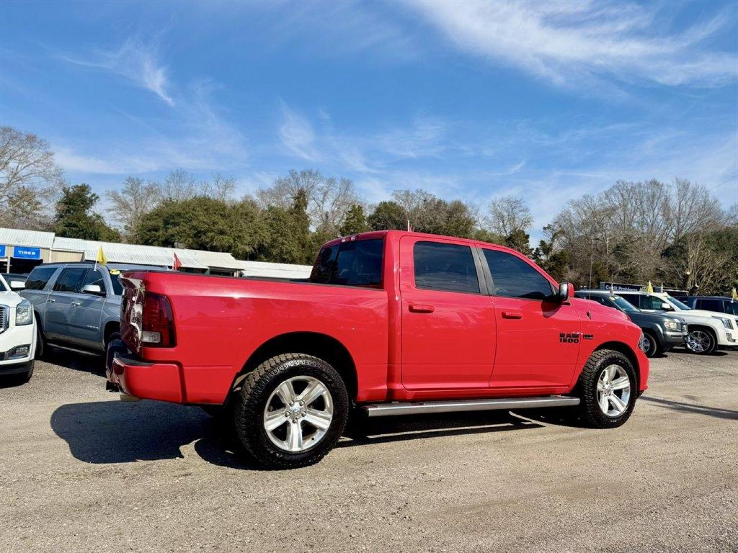 2016 Red /Black Ram 1500 (1C6RR7MT4GS) with an 5.7l V8 Smpi Hemi 5.7l engine, Automatic transmission, located at 745 East Steele Rd., West Columbia, SC, 29170, (803) 755-9148, 33.927212, -81.148483 - Photo#3