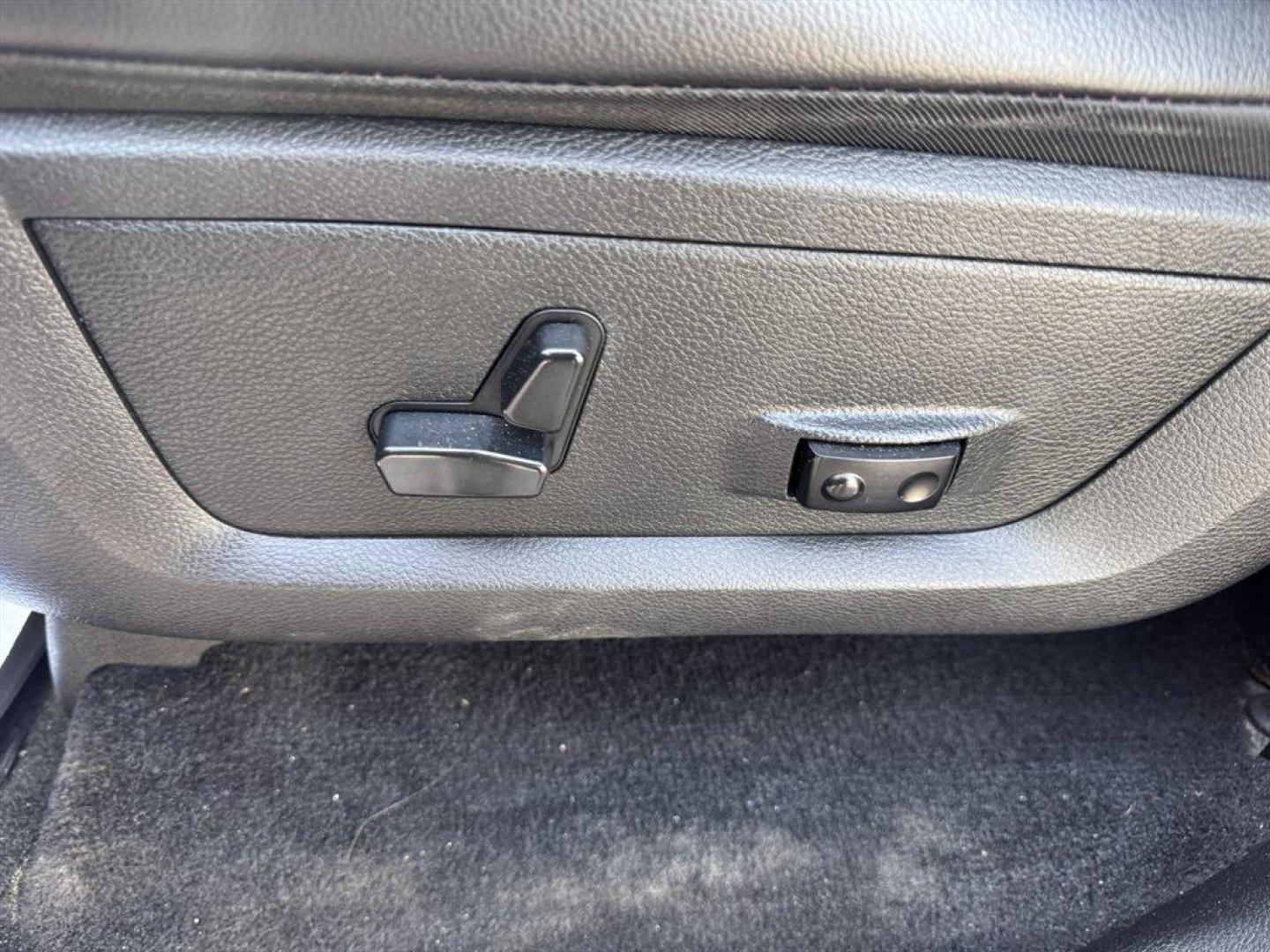 2016 Red /Black Ram 1500 (1C6RR7MT4GS) with an 5.7l V8 Smpi Hemi 5.7l engine, Automatic transmission, located at 745 East Steele Rd., West Columbia, SC, 29170, (803) 755-9148, 33.927212, -81.148483 - Photo#21