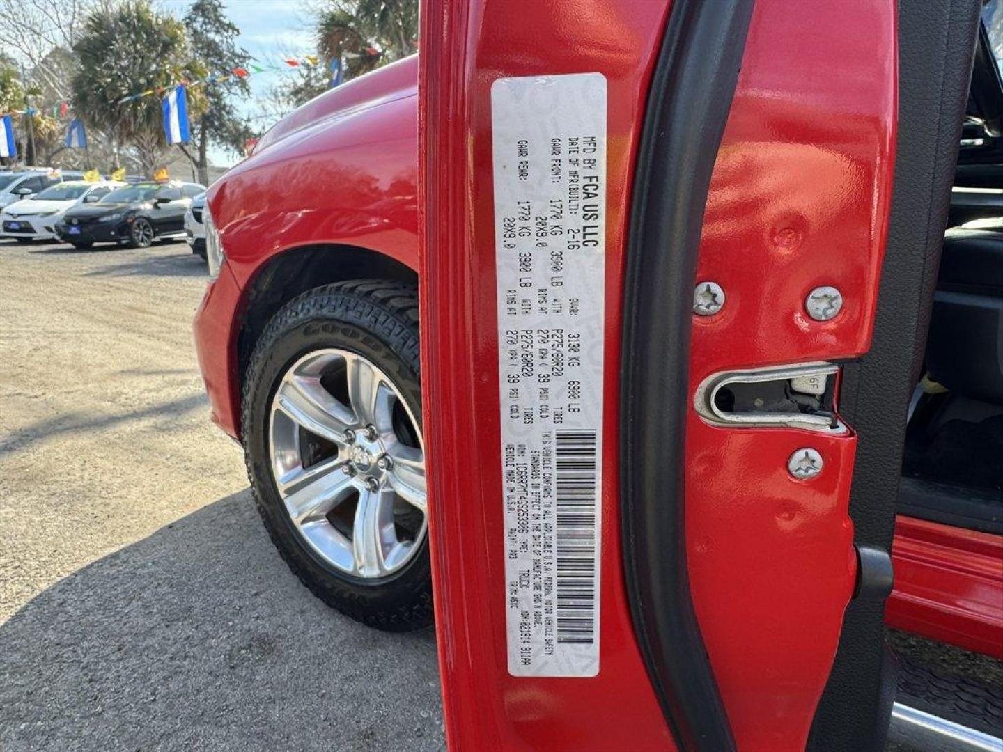 2016 Red /Black Ram 1500 (1C6RR7MT4GS) with an 5.7l V8 Smpi Hemi 5.7l engine, Automatic transmission, located at 745 East Steele Rd., West Columbia, SC, 29170, (803) 755-9148, 33.927212, -81.148483 - Photo#35