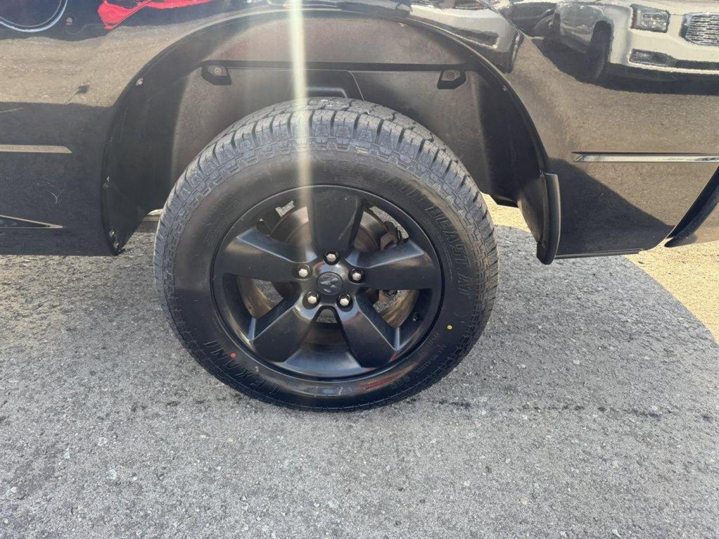 2014 Black /Black Ram 1500 (1C6RR7FT4ES) with an 5.7l V8 Smpi Hemi 5.7l engine, Automatic transmission, located at 745 East Steele Rd., West Columbia, SC, 29170, (803) 755-9148, 33.927212, -81.148483 - Photo#27