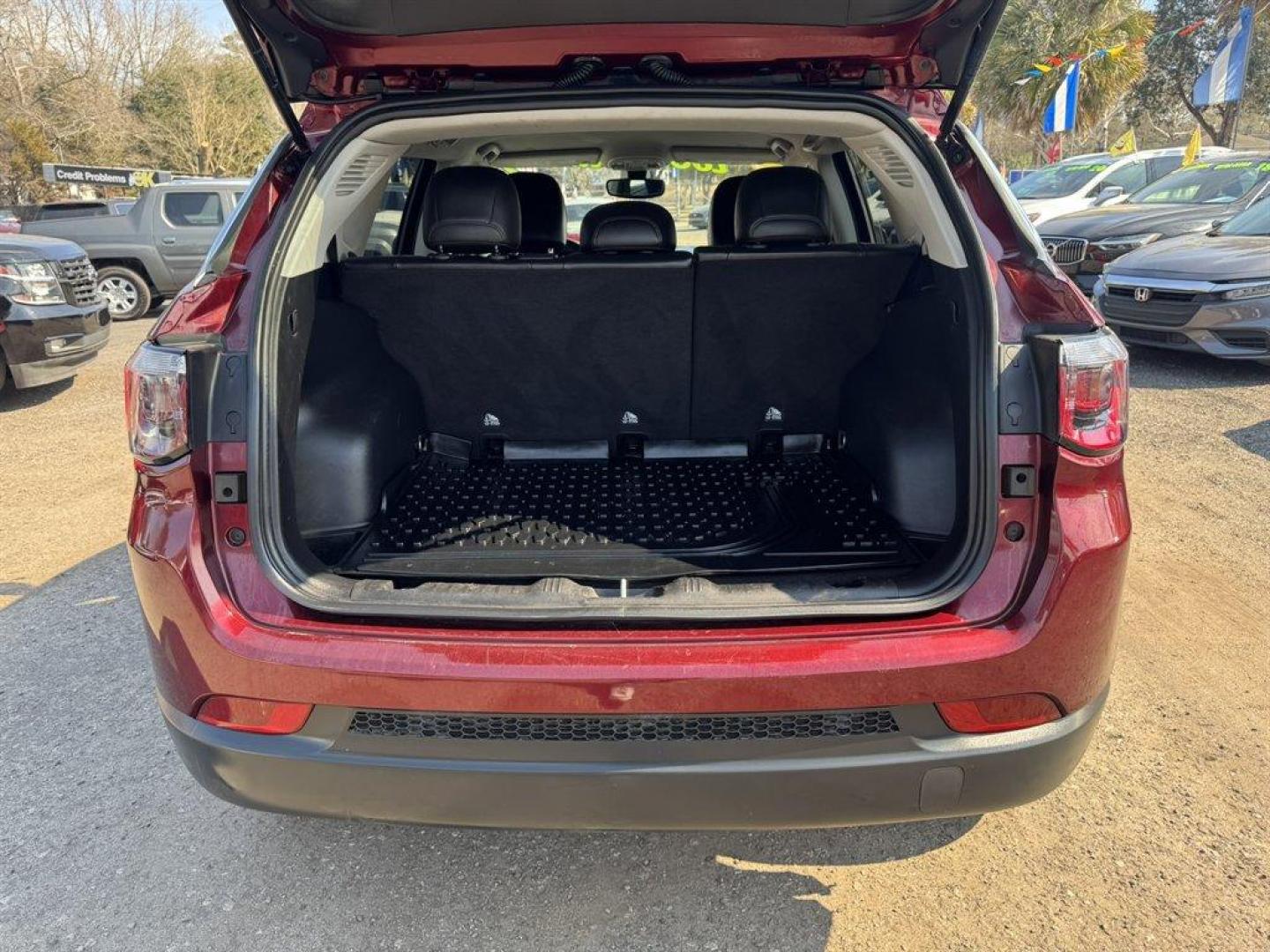 2021 Red /Black Jeep Compass (3C4NJCBB5MT) with an 2.4l I-4 MPI Sohc 2.4l engine, Automatic transmission, located at 745 East Steele Rd., West Columbia, SC, 29170, (803) 755-9148, 33.927212, -81.148483 - Photo#25