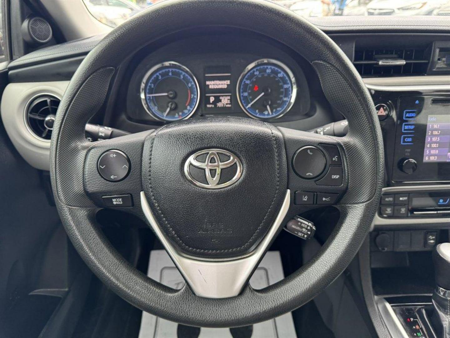 2018 Silver /Grey Toyota Corolla (5YFBURHE0JP) with an 1.8l I-4 EFI Dohc 1.8l engine, Automatic transmission, located at 745 East Steele Rd., West Columbia, SC, 29170, (803) 755-9148, 33.927212, -81.148483 - Photo#7