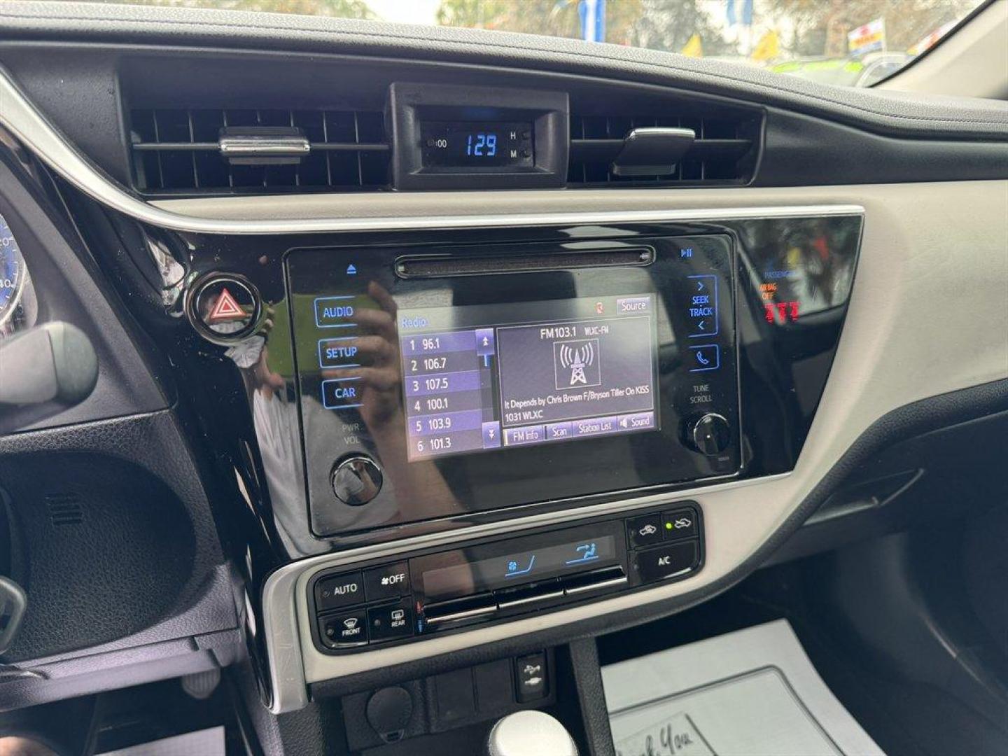 2018 Silver /Grey Toyota Corolla (5YFBURHE0JP) with an 1.8l I-4 EFI Dohc 1.8l engine, Automatic transmission, located at 745 East Steele Rd., West Columbia, SC, 29170, (803) 755-9148, 33.927212, -81.148483 - Photo#13