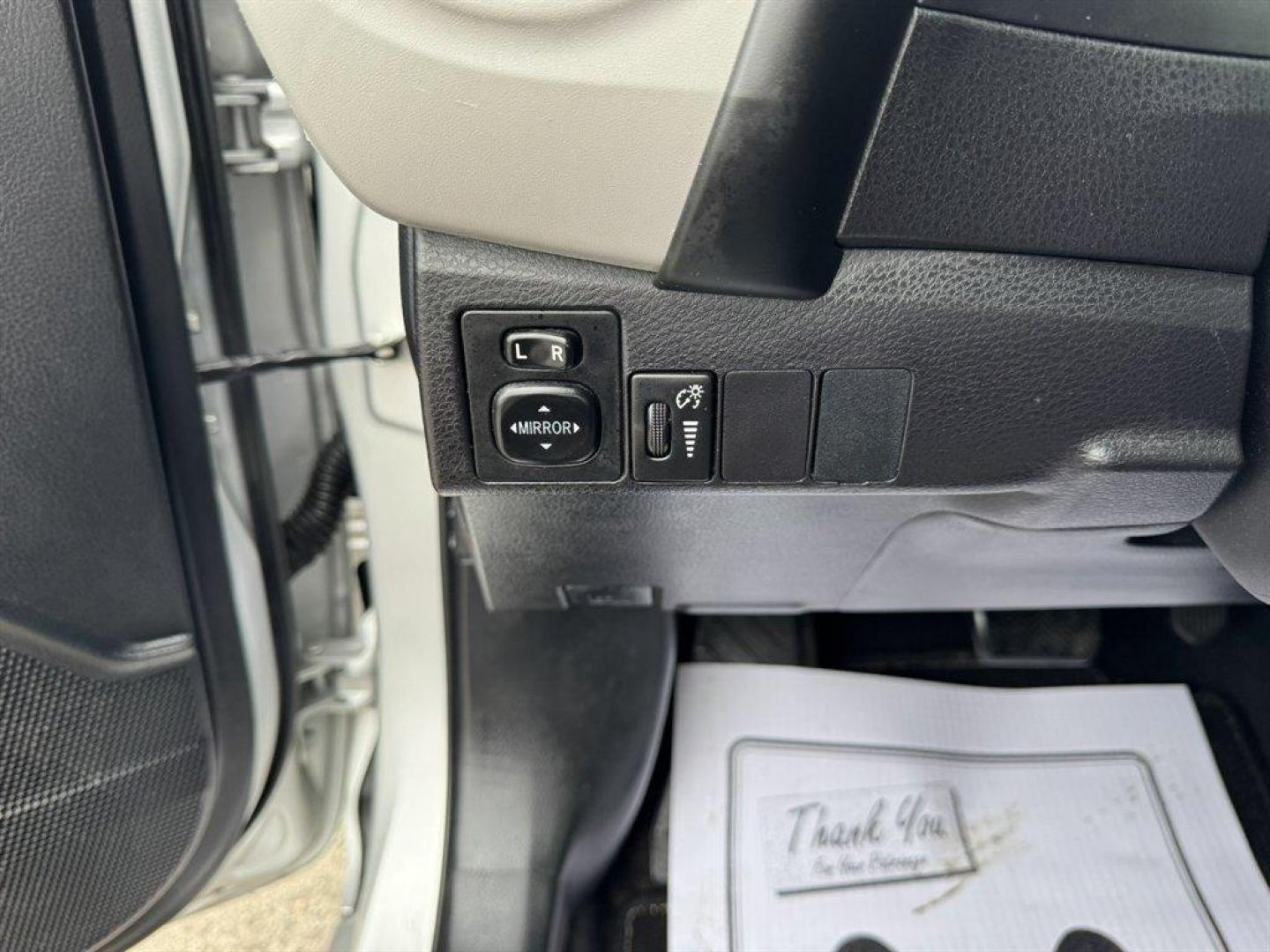 2018 Silver /Grey Toyota Corolla (5YFBURHE0JP) with an 1.8l I-4 EFI Dohc 1.8l engine, Automatic transmission, located at 745 East Steele Rd., West Columbia, SC, 29170, (803) 755-9148, 33.927212, -81.148483 - Photo#14