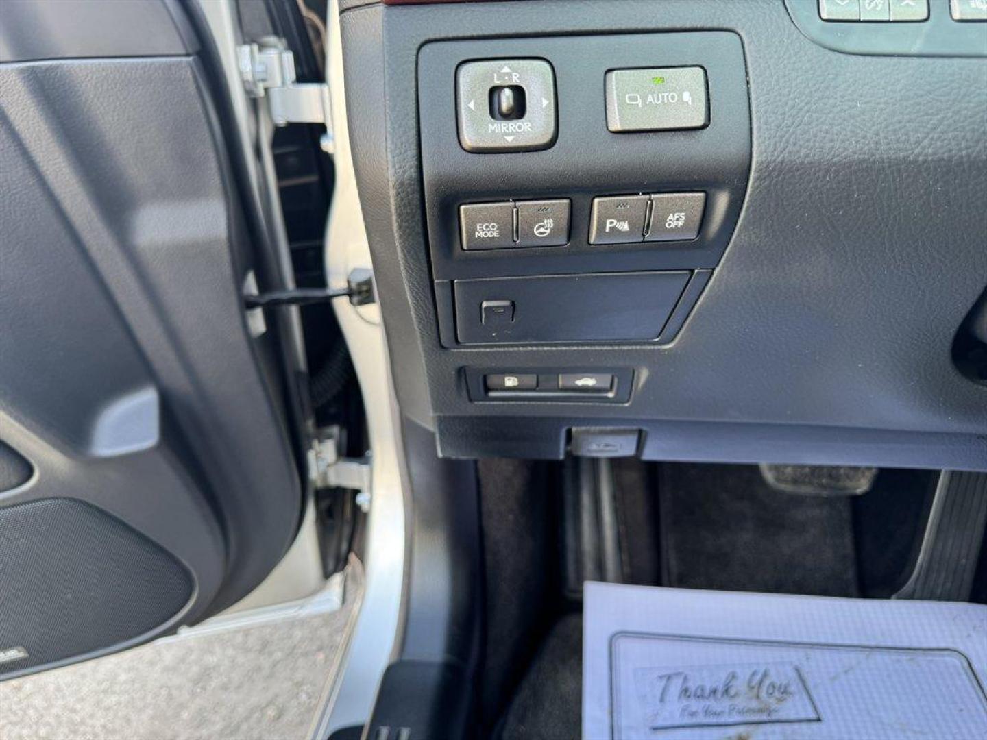 2010 Silver /Black Lexus LS 460 (JTHBL5EF4A5) with an 4.6l V8 SFI Dohc VVT-I 4. engine, Automatic transmission, located at 745 East Steele Rd., West Columbia, SC, 29170, (803) 755-9148, 33.927212, -81.148483 - Photo#18