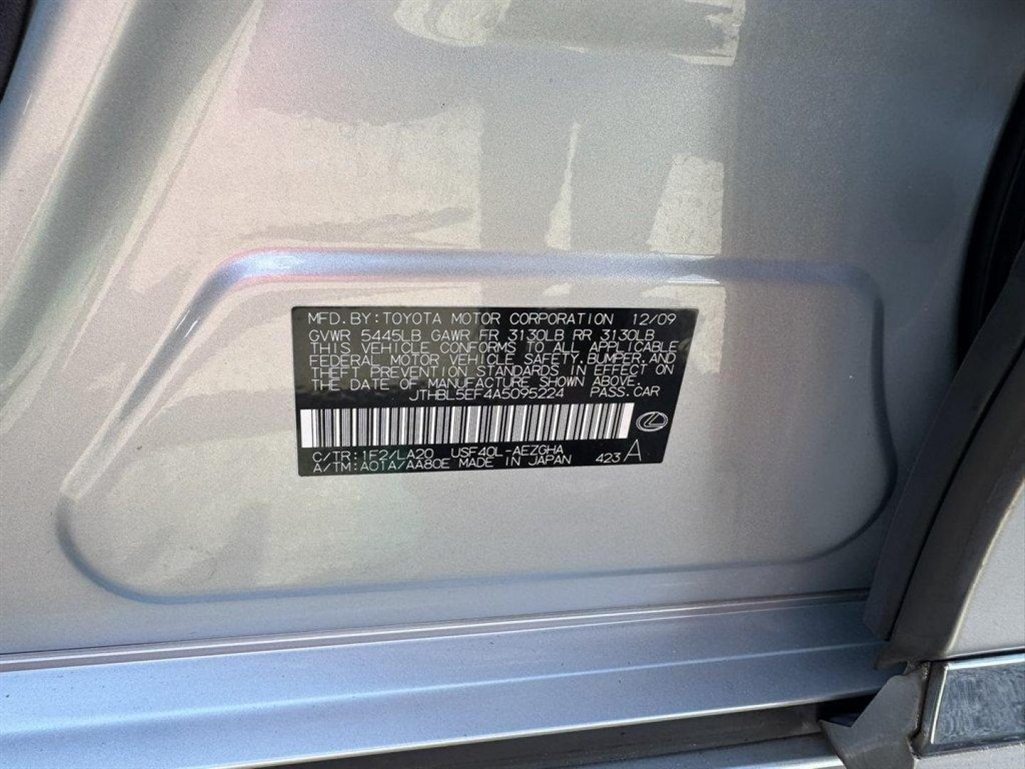 2010 Silver /Black Lexus LS 460 (JTHBL5EF4A5) with an 4.6l V8 SFI Dohc VVT-I 4. engine, Automatic transmission, located at 745 East Steele Rd., West Columbia, SC, 29170, (803) 755-9148, 33.927212, -81.148483 - Photo#37
