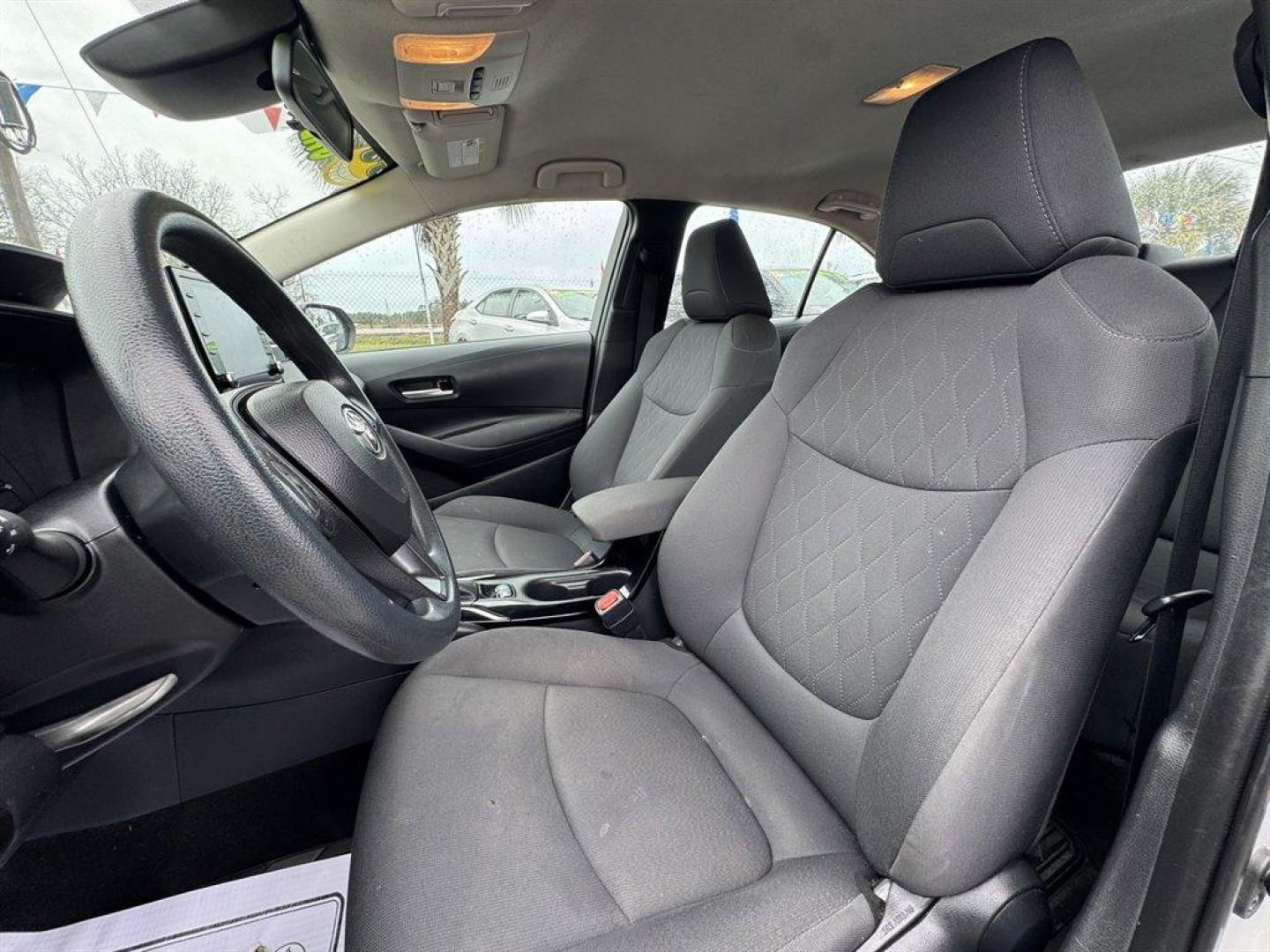 2021 Silver /Grey Toyota Corolla (5YFEPMAE3MP) with an 1.8l I-4 MPI Dohc 1.8l engine, Automatic transmission, located at 745 East Steele Rd., West Columbia, SC, 29170, (803) 755-9148, 33.927212, -81.148483 - Photo#18