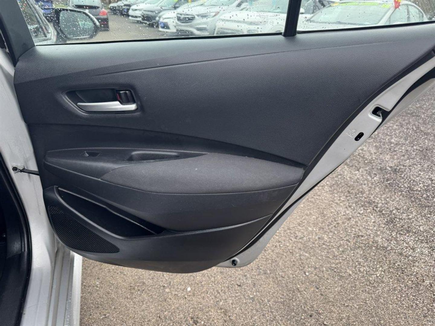 2021 Silver /Grey Toyota Corolla (5YFEPMAE3MP) with an 1.8l I-4 MPI Dohc 1.8l engine, Automatic transmission, located at 745 East Steele Rd., West Columbia, SC, 29170, (803) 755-9148, 33.927212, -81.148483 - Photo#21