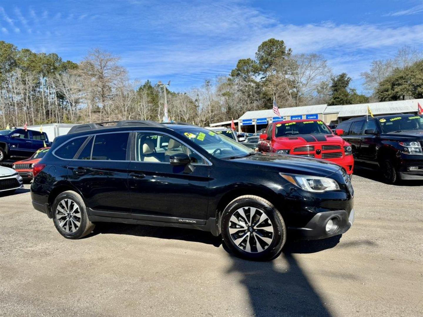 2017 Black /Tan Subaru Outback (4S4BSANC1H3) with an 2.5l H-4 MPI Sohc 2.5l engine, Automatic transmission, located at 745 East Steele Rd., West Columbia, SC, 29170, (803) 755-9148, 33.927212, -81.148483 - Photo#2