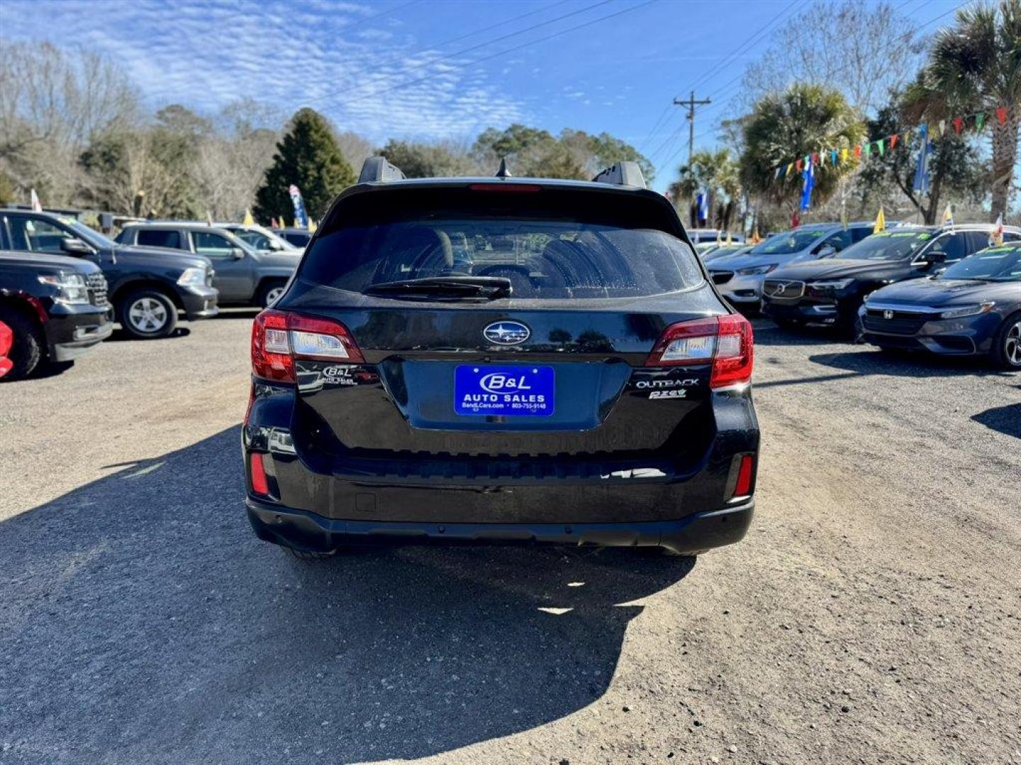 2017 Black /Tan Subaru Outback (4S4BSANC1H3) with an 2.5l H-4 MPI Sohc 2.5l engine, Automatic transmission, located at 745 East Steele Rd., West Columbia, SC, 29170, (803) 755-9148, 33.927212, -81.148483 - Photo#4