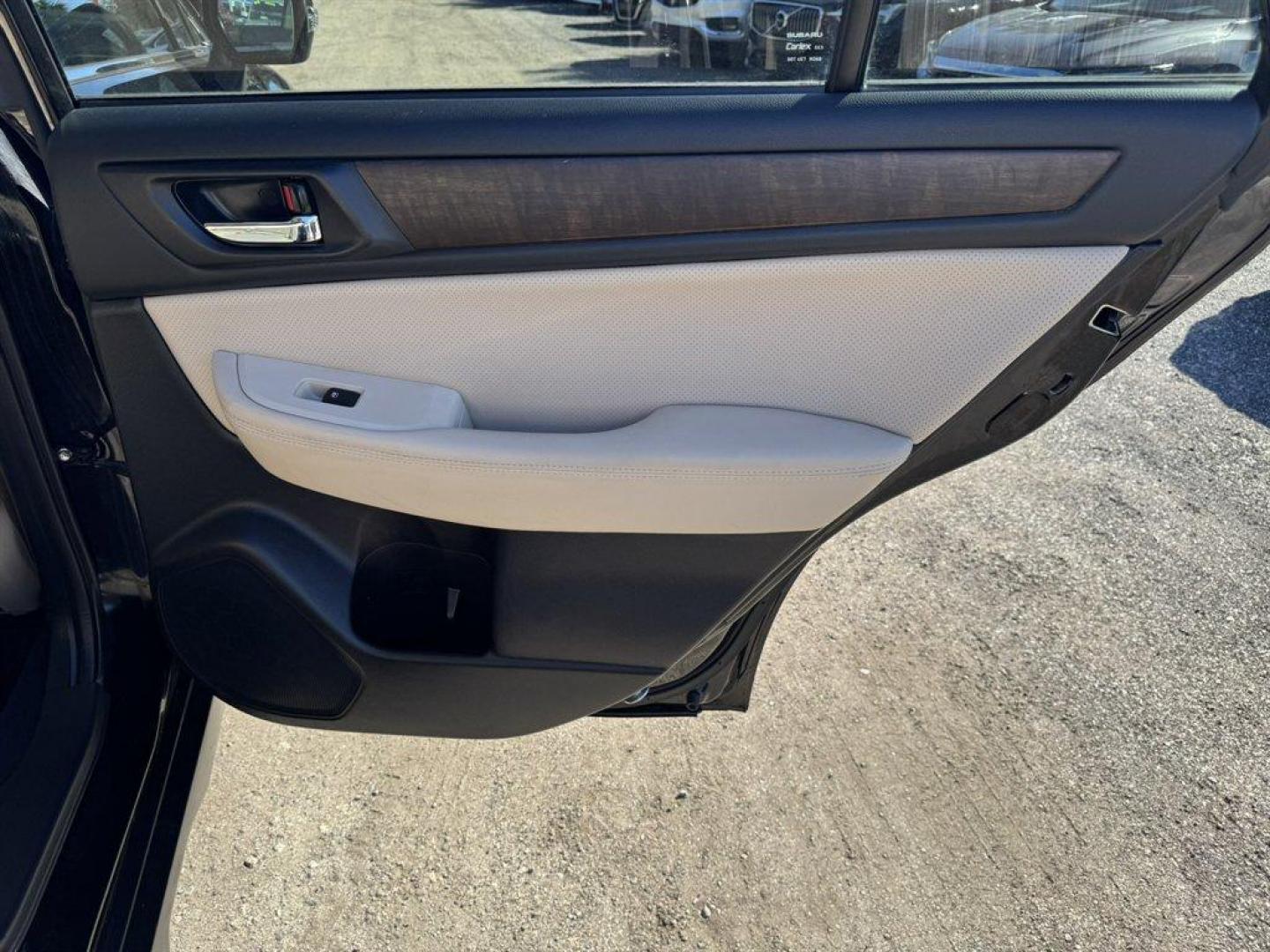 2017 Black /Tan Subaru Outback (4S4BSANC1H3) with an 2.5l H-4 MPI Sohc 2.5l engine, Automatic transmission, located at 745 East Steele Rd., West Columbia, SC, 29170, (803) 755-9148, 33.927212, -81.148483 - Photo#25