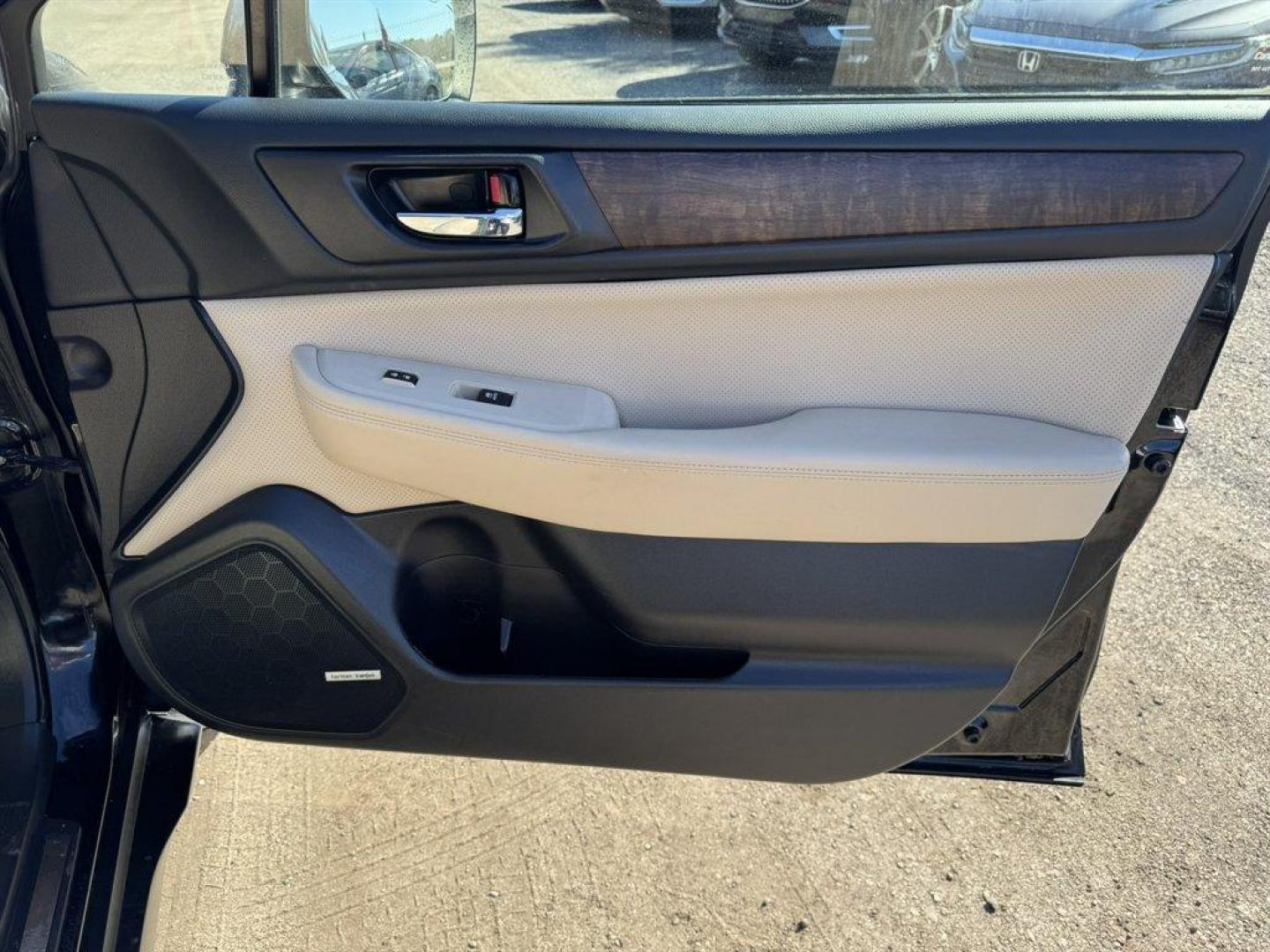 2017 Black /Tan Subaru Outback (4S4BSANC1H3) with an 2.5l H-4 MPI Sohc 2.5l engine, Automatic transmission, located at 745 East Steele Rd., West Columbia, SC, 29170, (803) 755-9148, 33.927212, -81.148483 - Photo#27